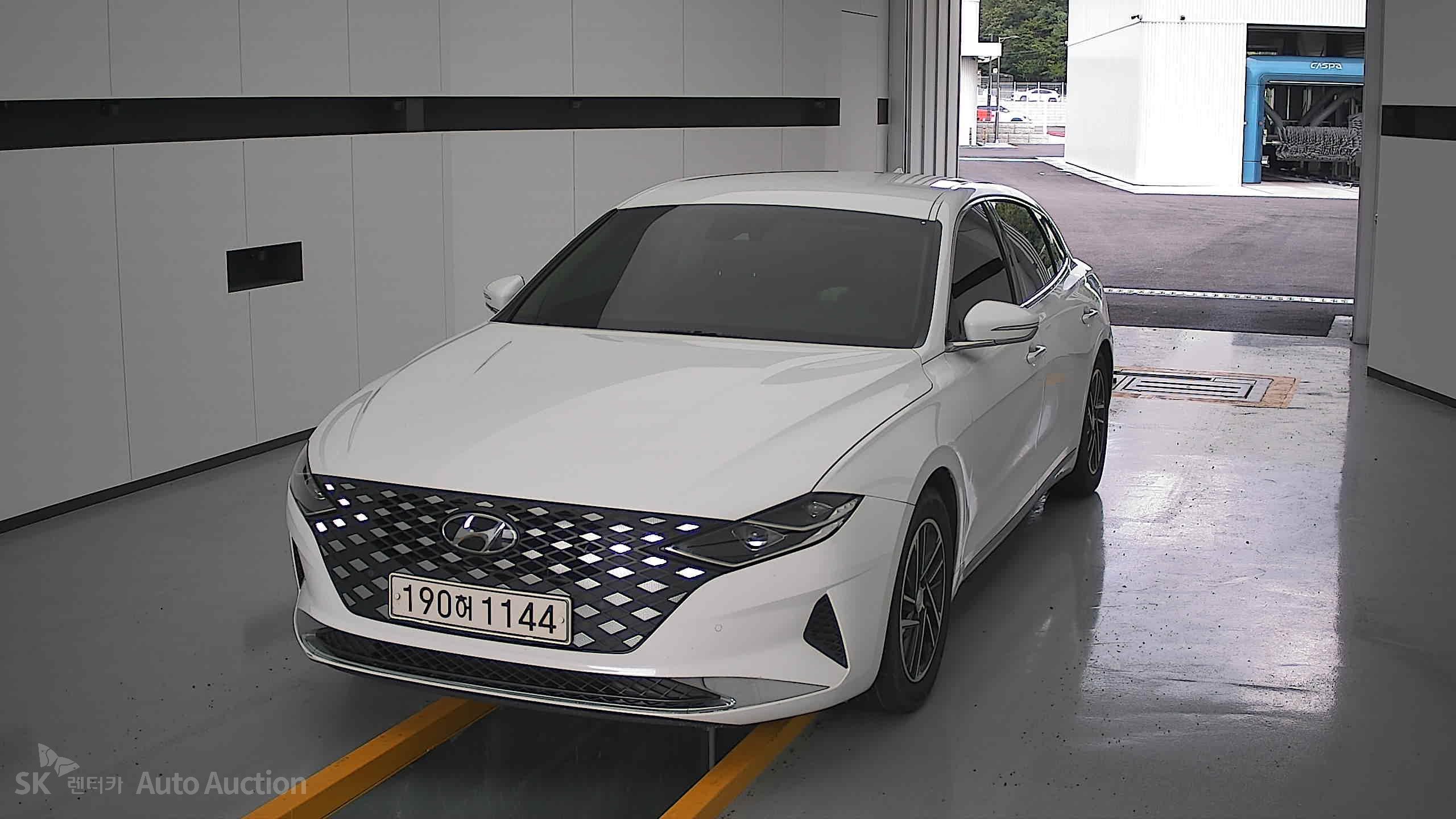 2022 - hyundai grandeur