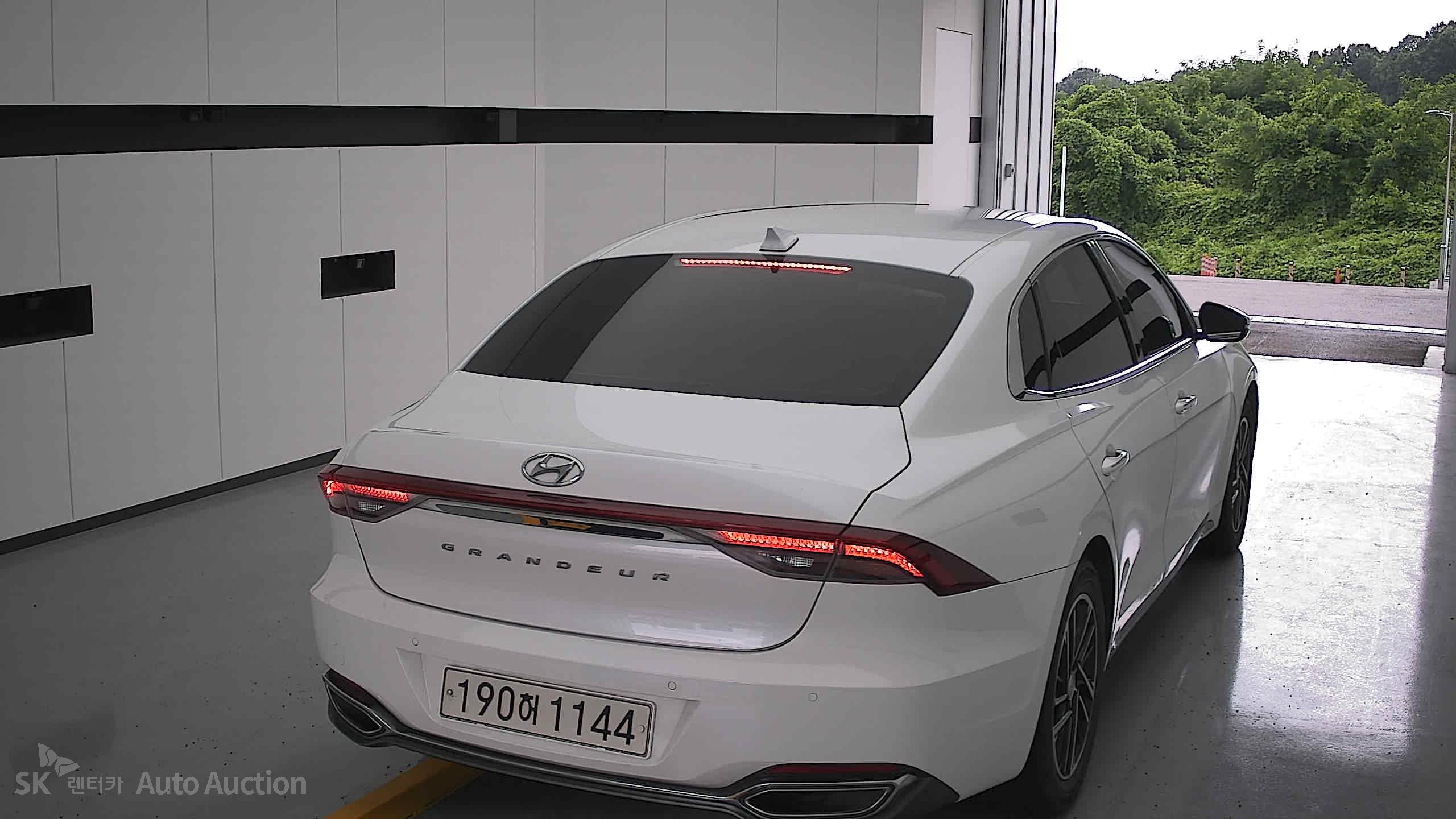2022 - hyundai grandeur