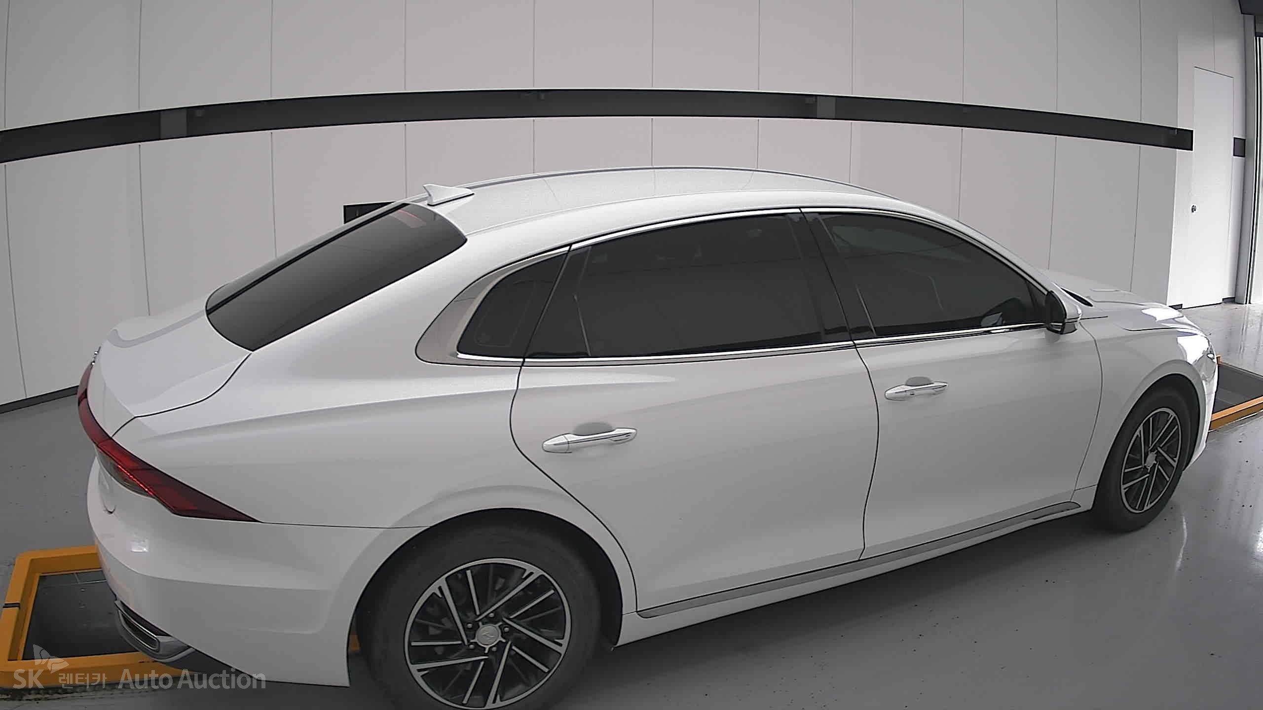 2022 - hyundai grandeur