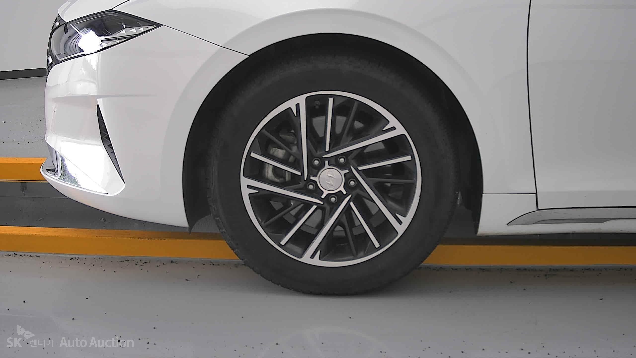 2022 - hyundai grandeur