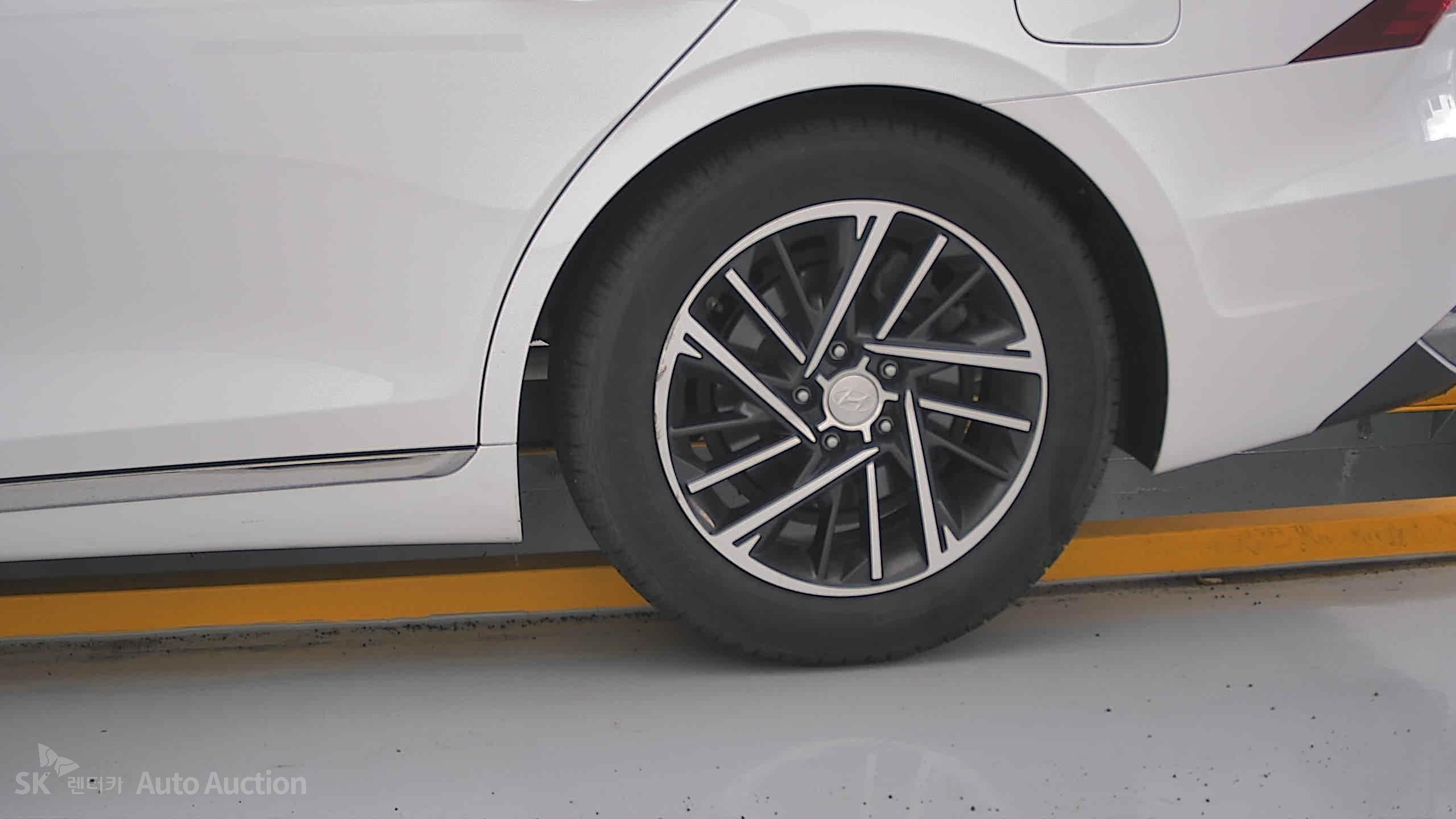 2022 - hyundai grandeur