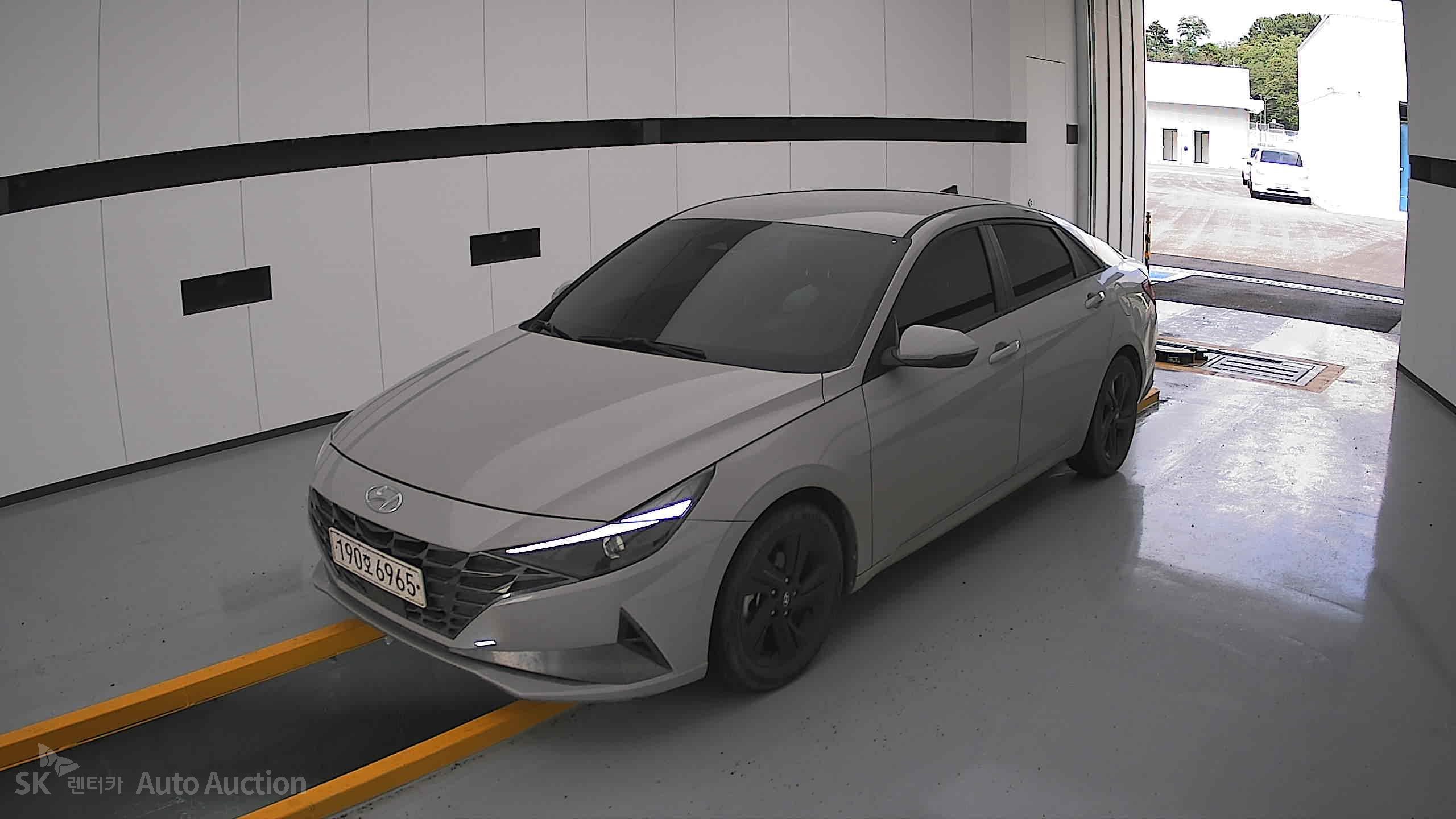 2023 - hyundai avante