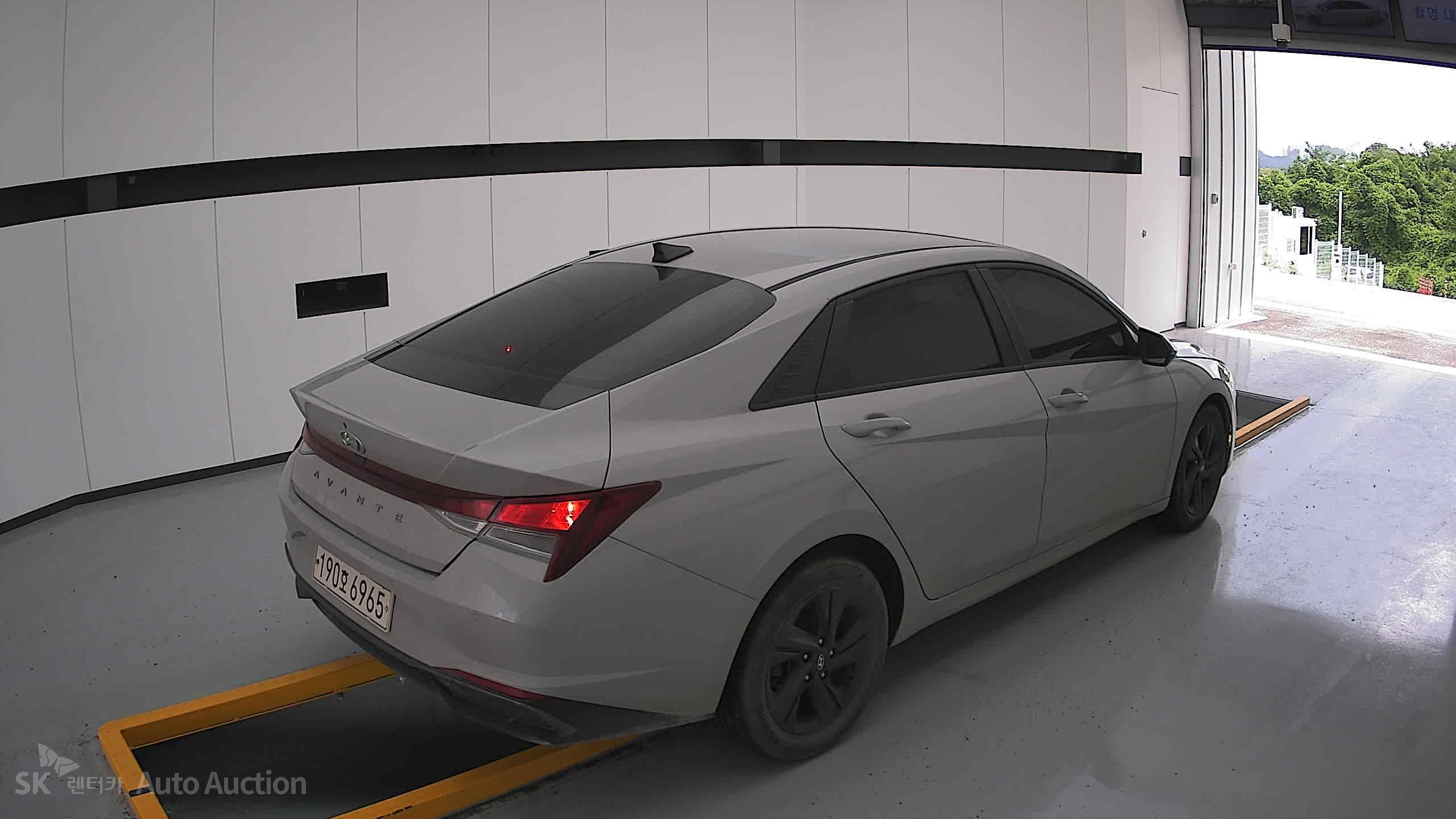 2023 - hyundai avante