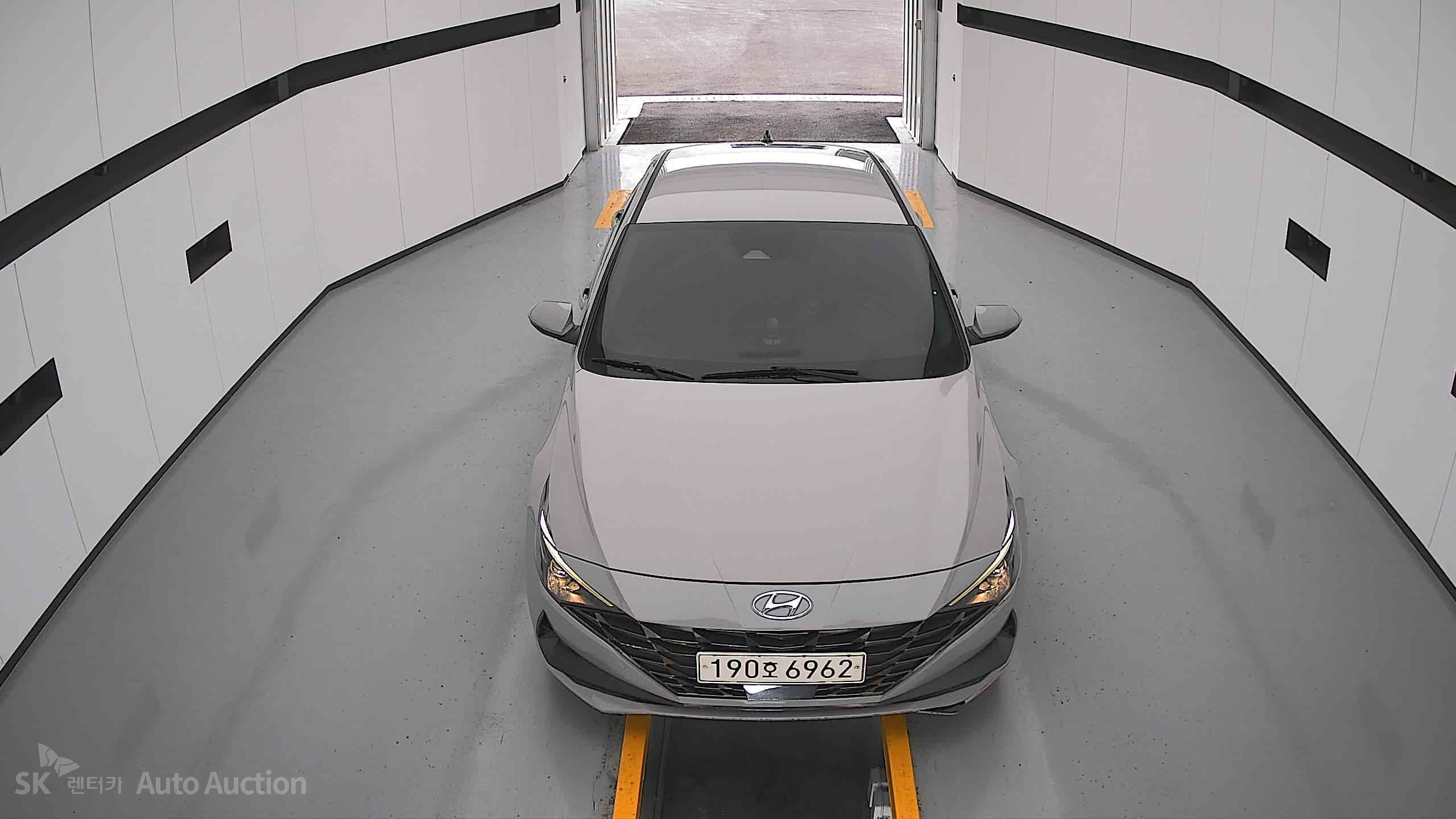 2023 - hyundai avante