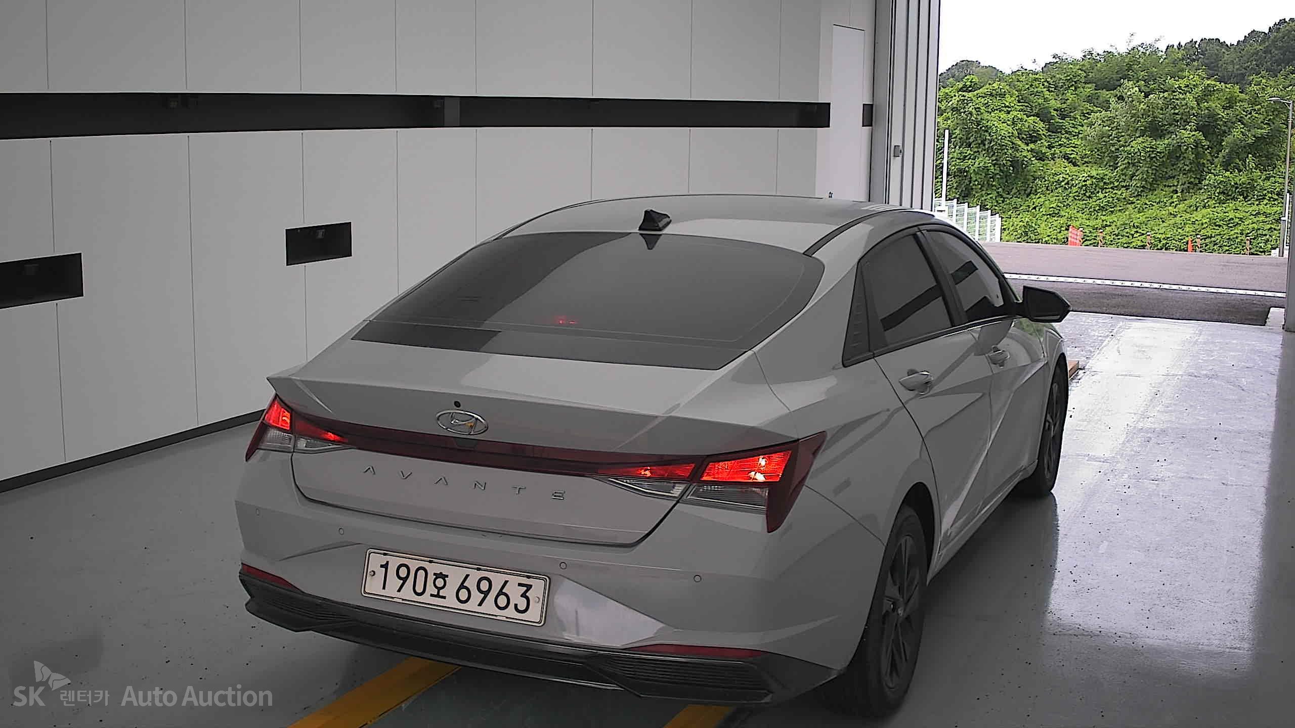 2023 - hyundai avante