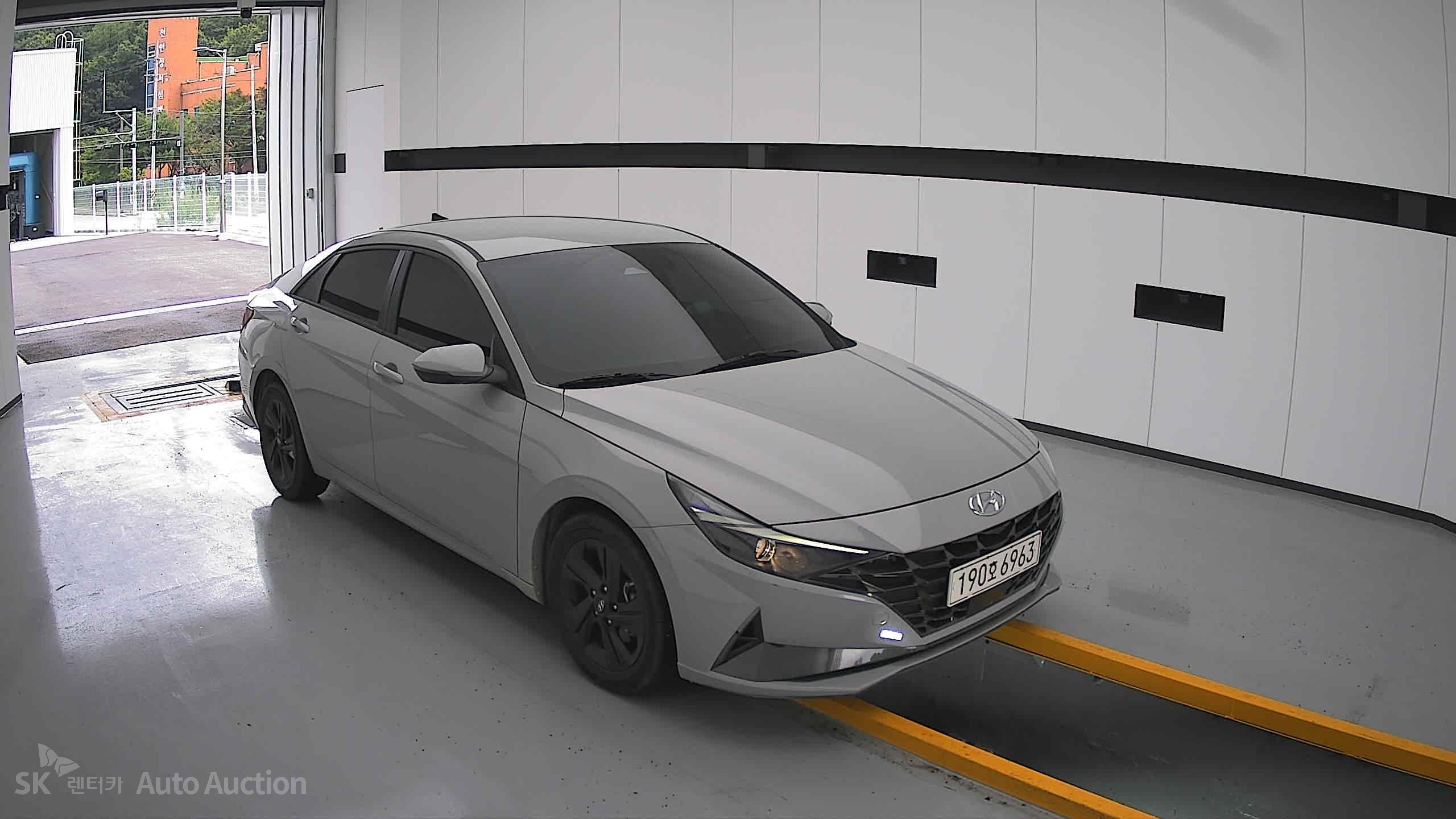 2023 - hyundai avante