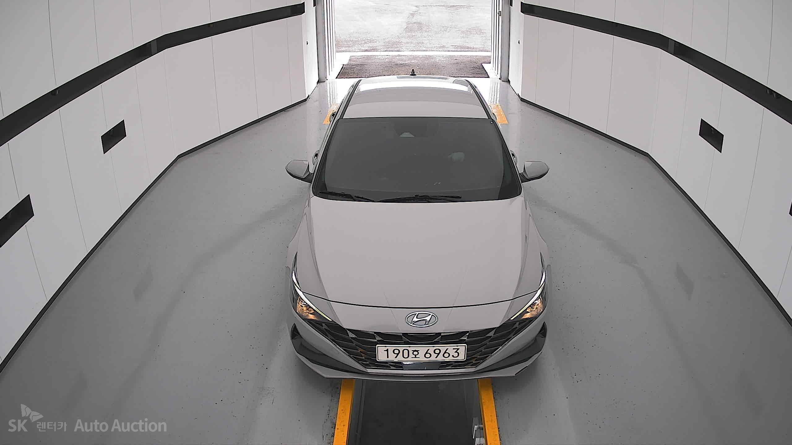 2023 - hyundai avante