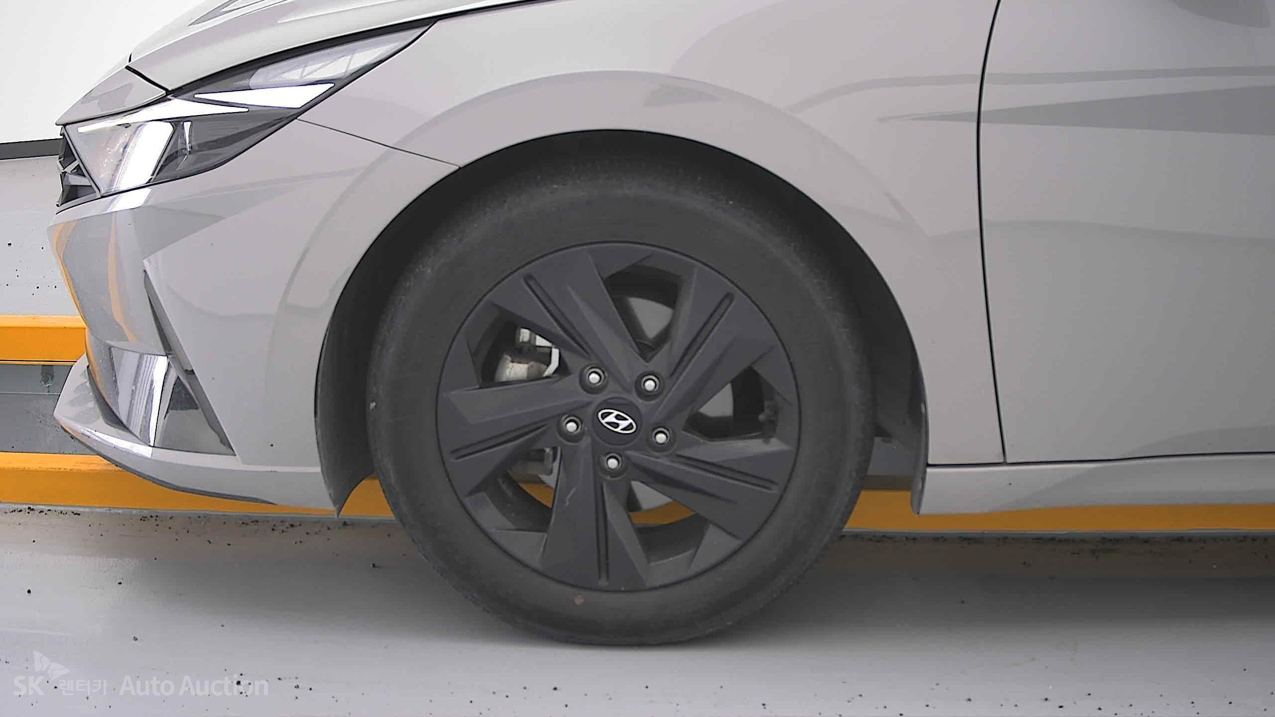 2023 - hyundai avante