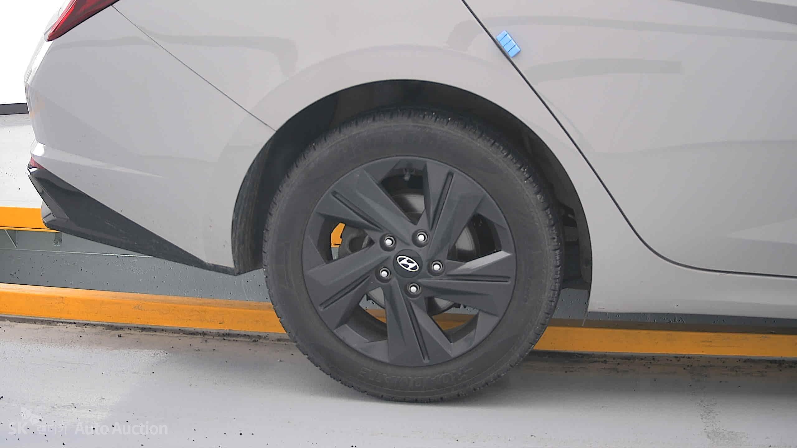 2023 - hyundai avante