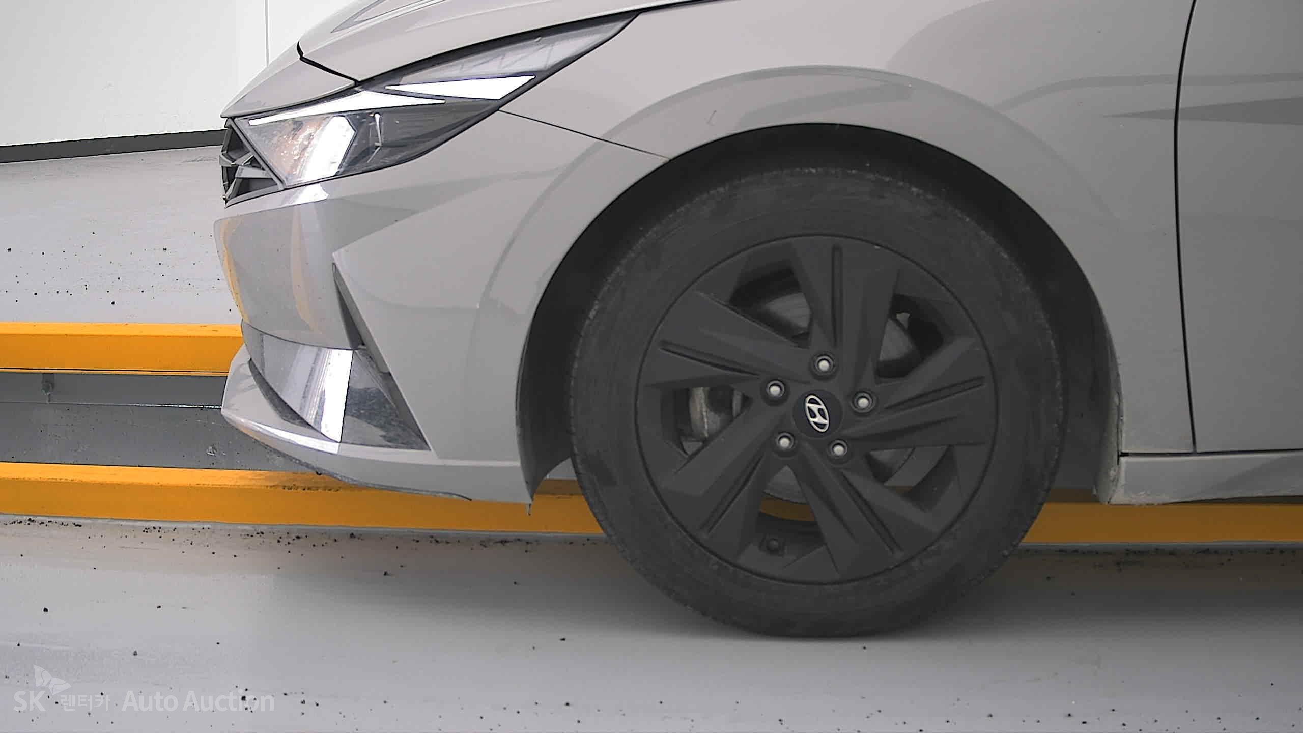 2023 - hyundai avante