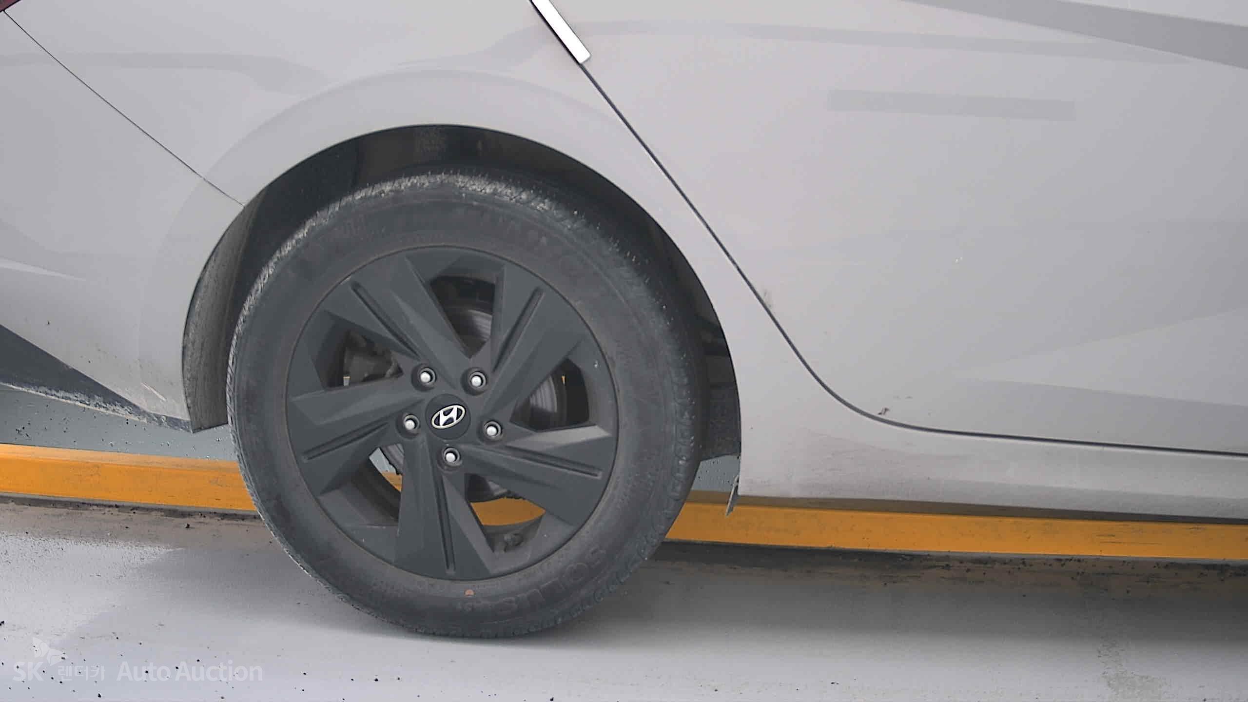 2023 - hyundai avante