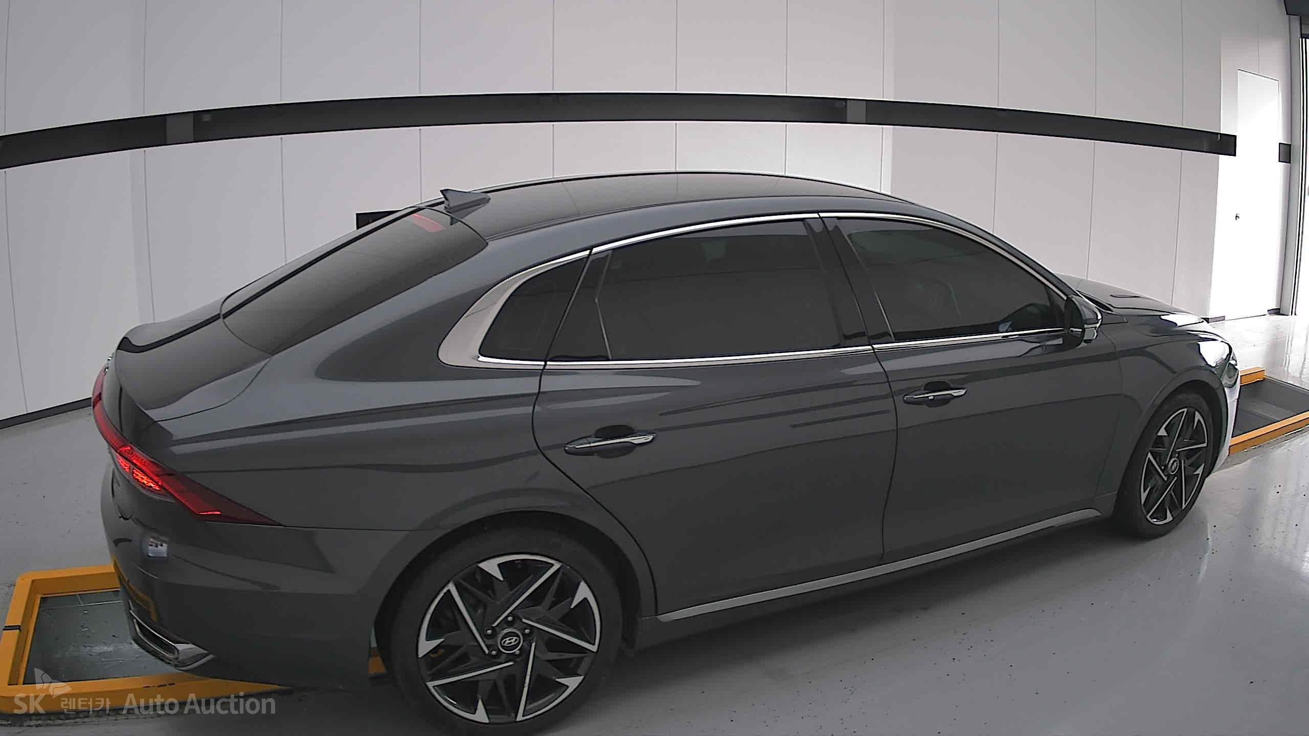2022 - hyundai grandeur
