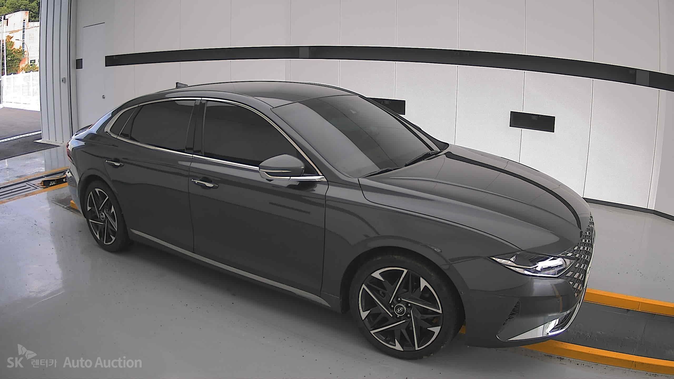 2022 - hyundai grandeur
