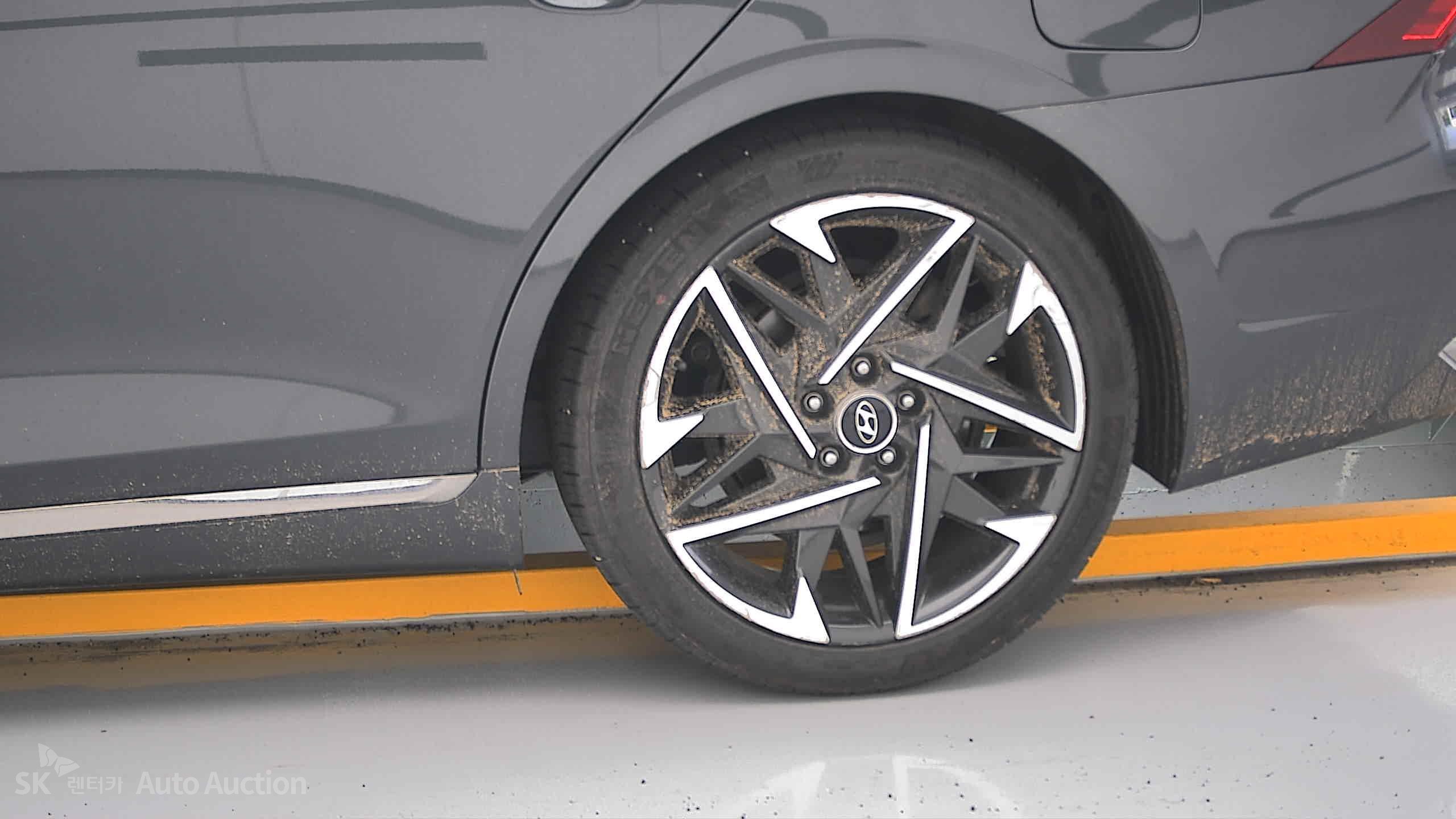2022 - hyundai grandeur