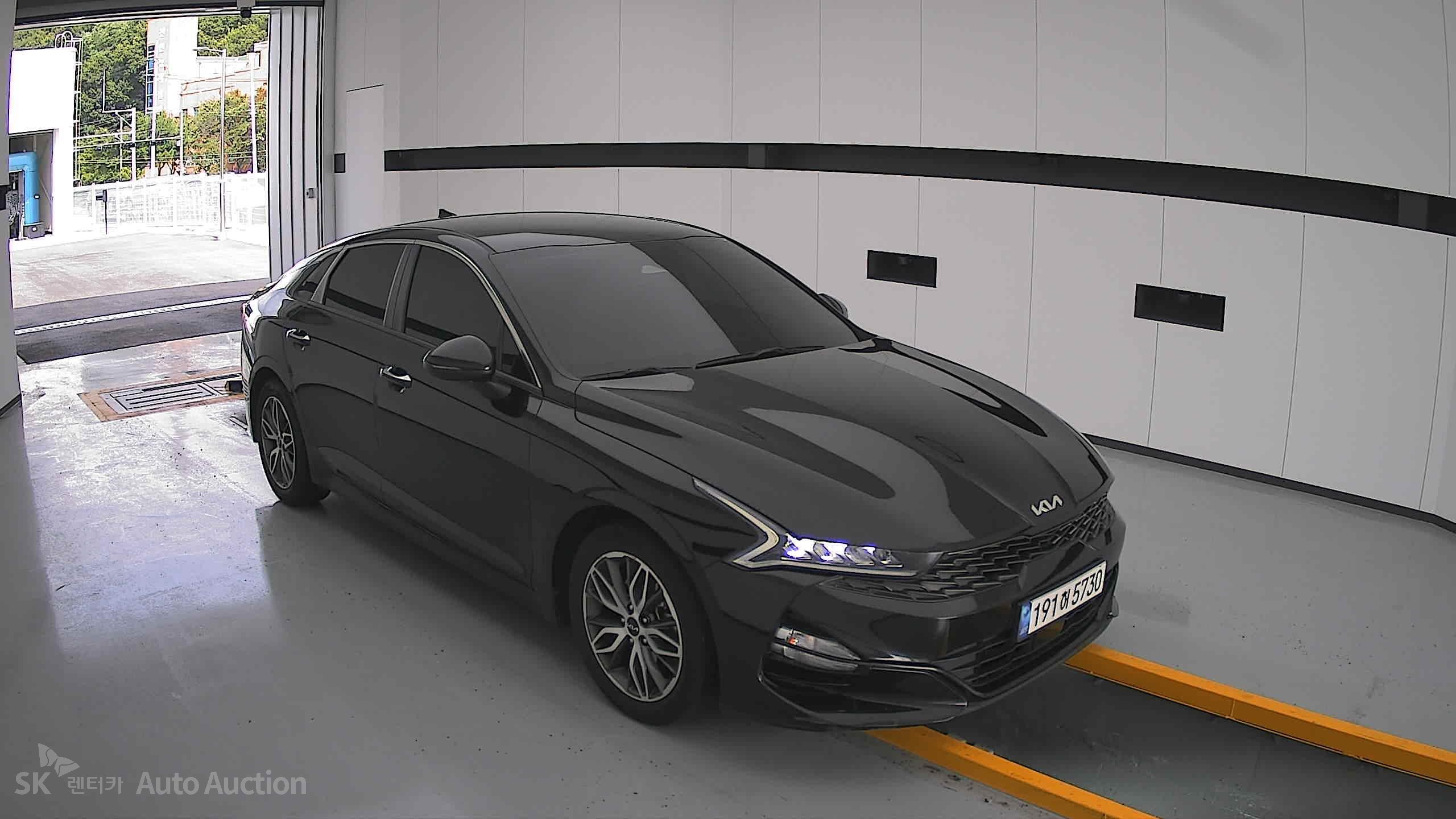 2022 - kia k5