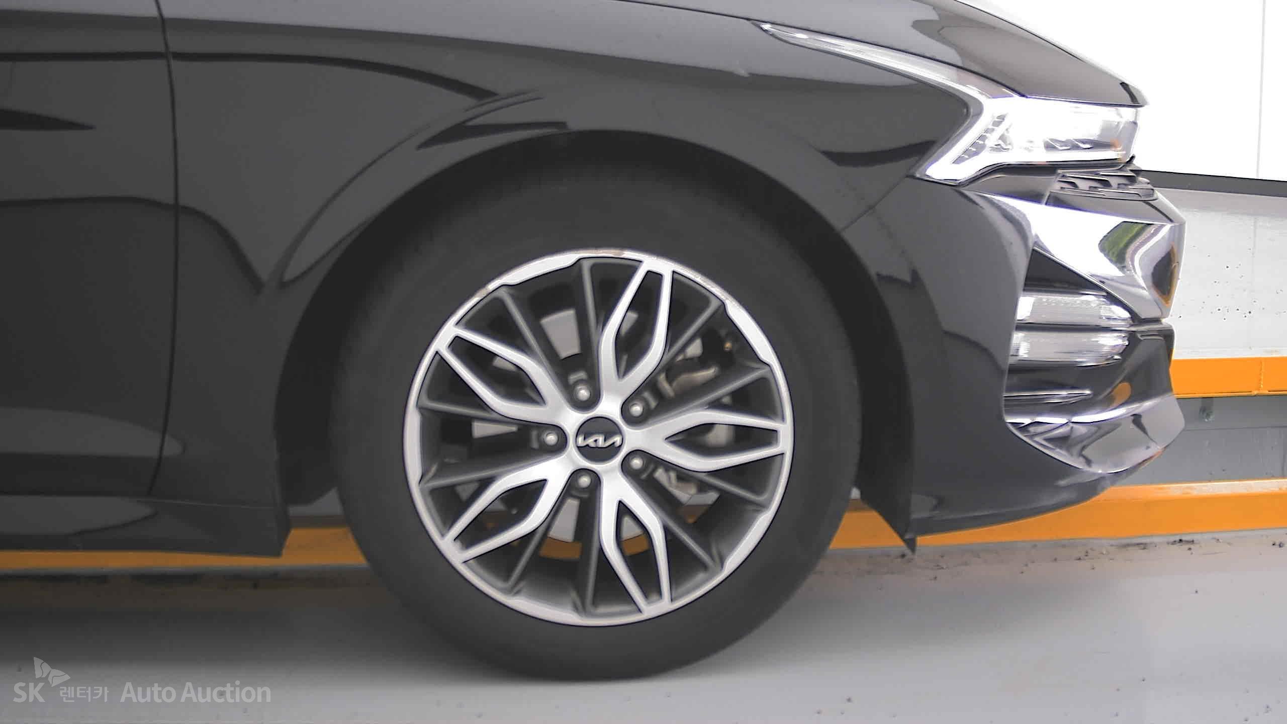2022 - kia k5