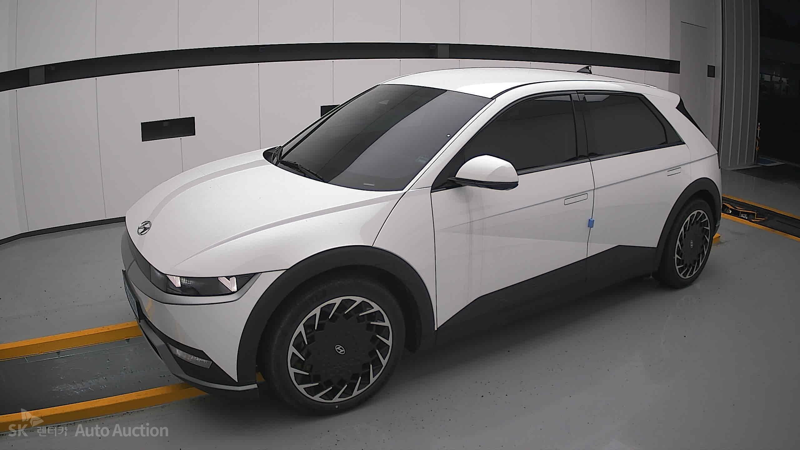 2023 - hyundai ioniq