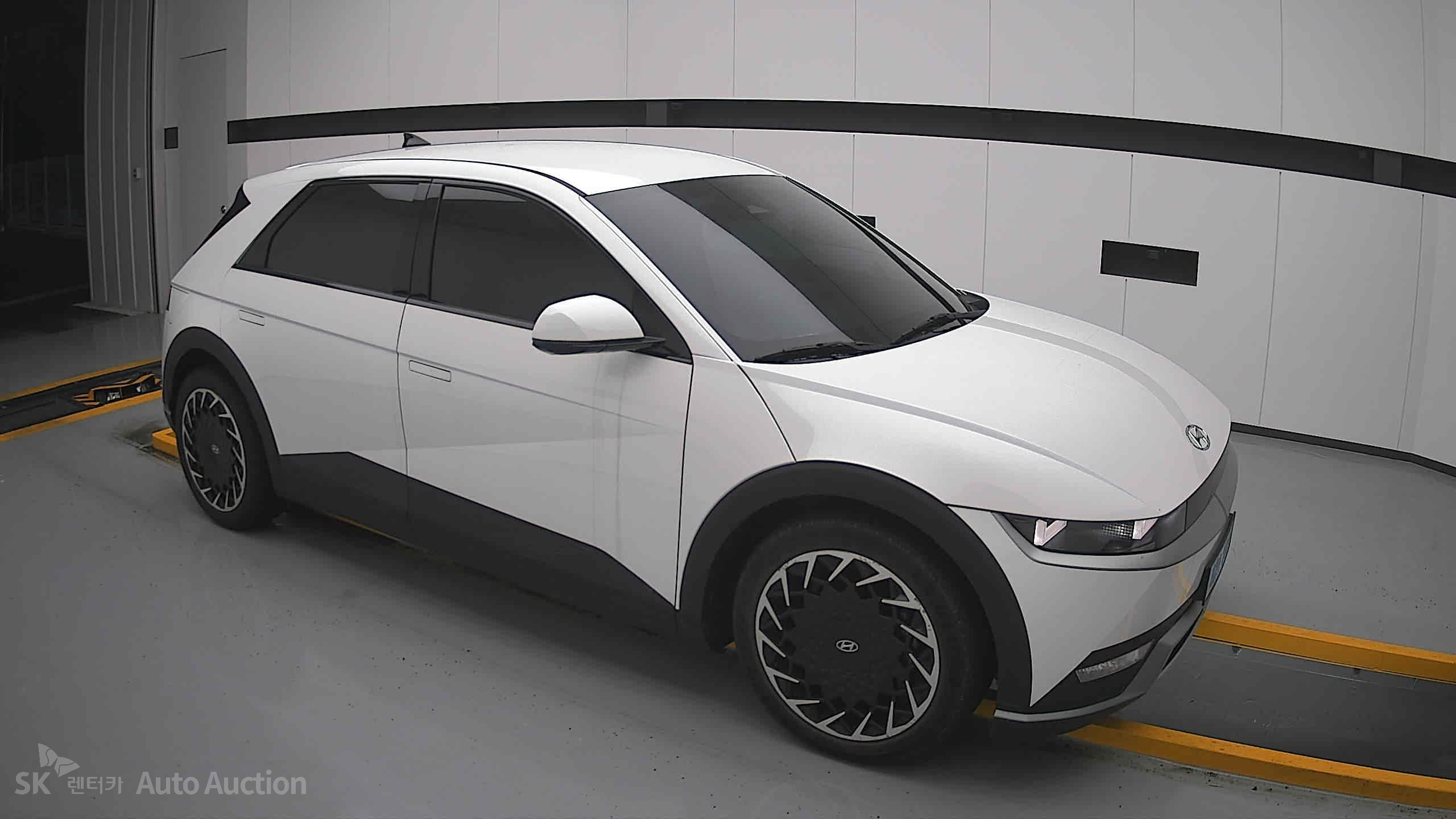 2023 - hyundai ioniq
