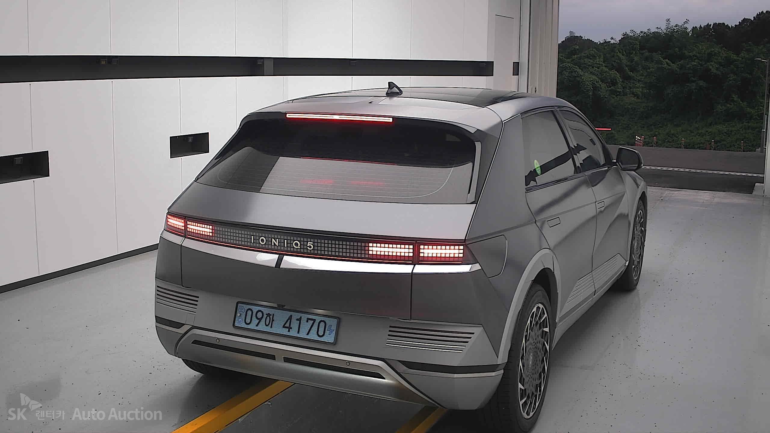 2023 - hyundai ioniq