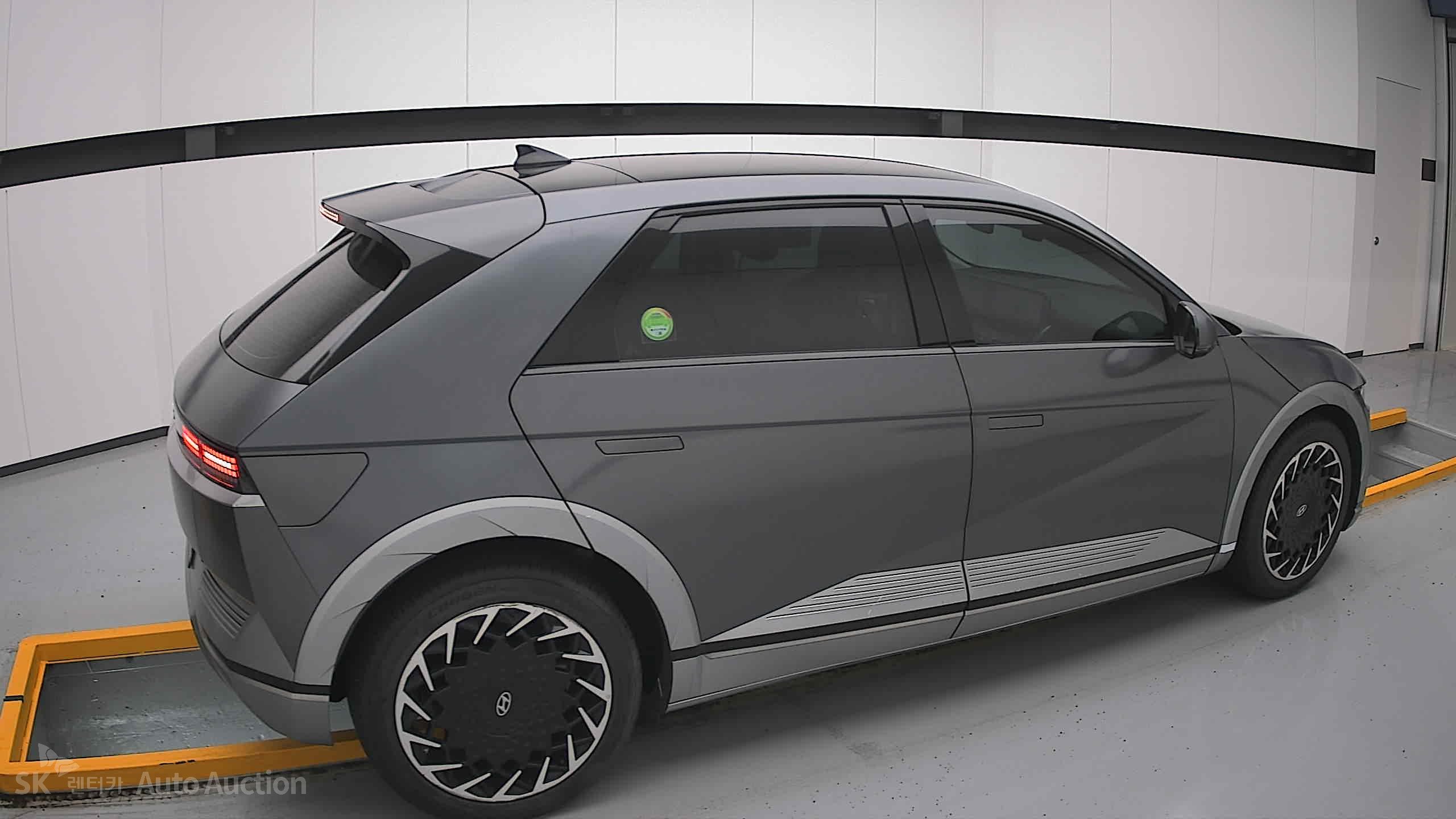 2023 - hyundai ioniq