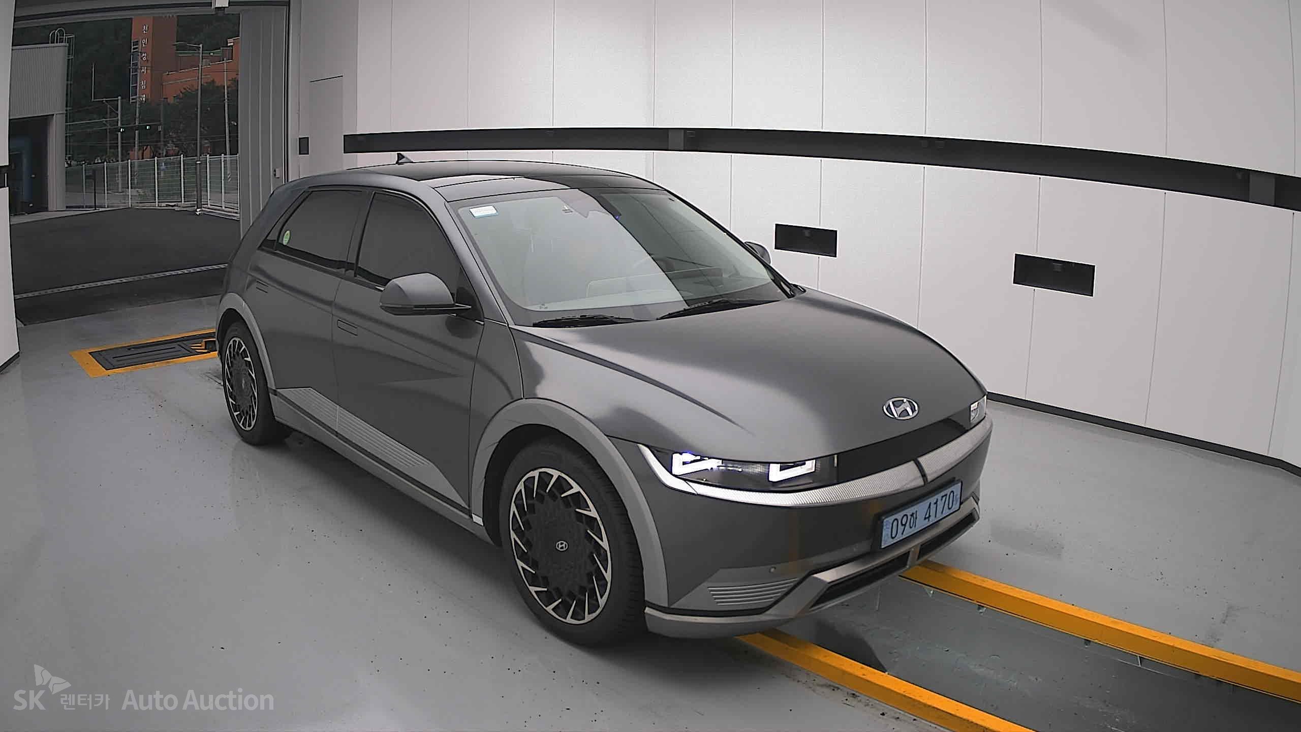 2023 - hyundai ioniq