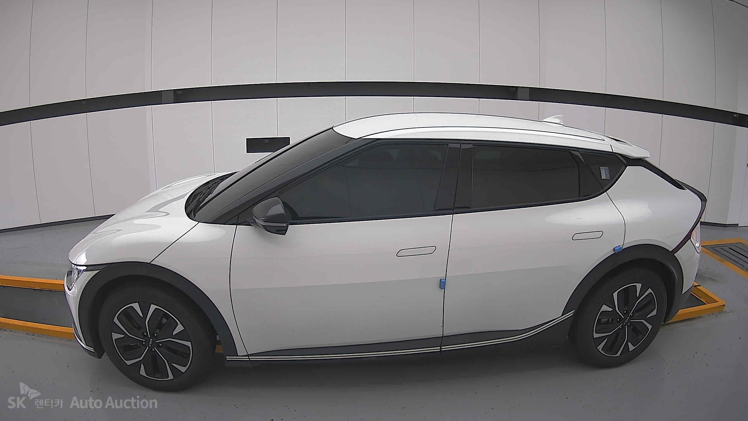 2022 - kia ev6