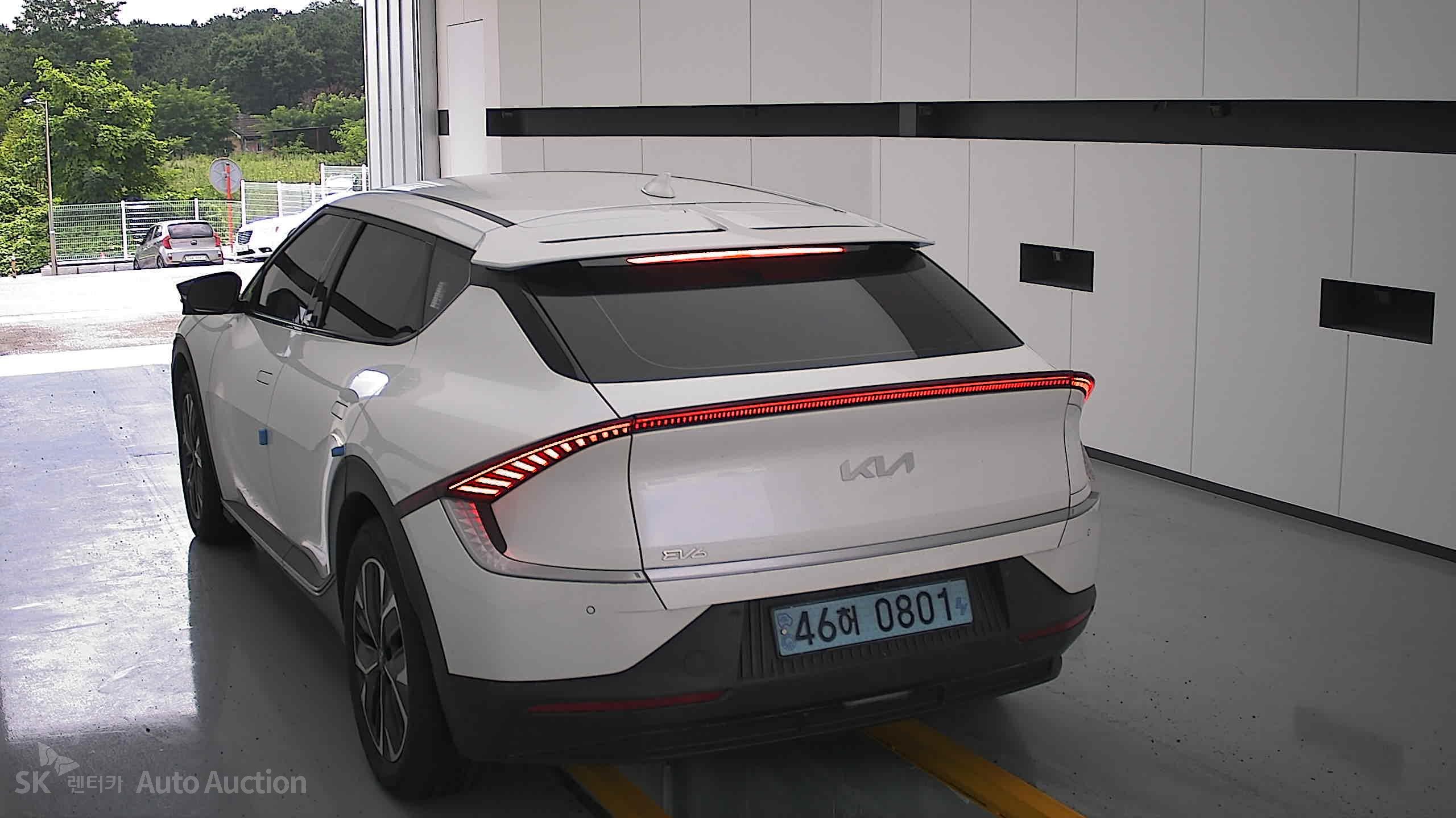 2022 - kia ev6