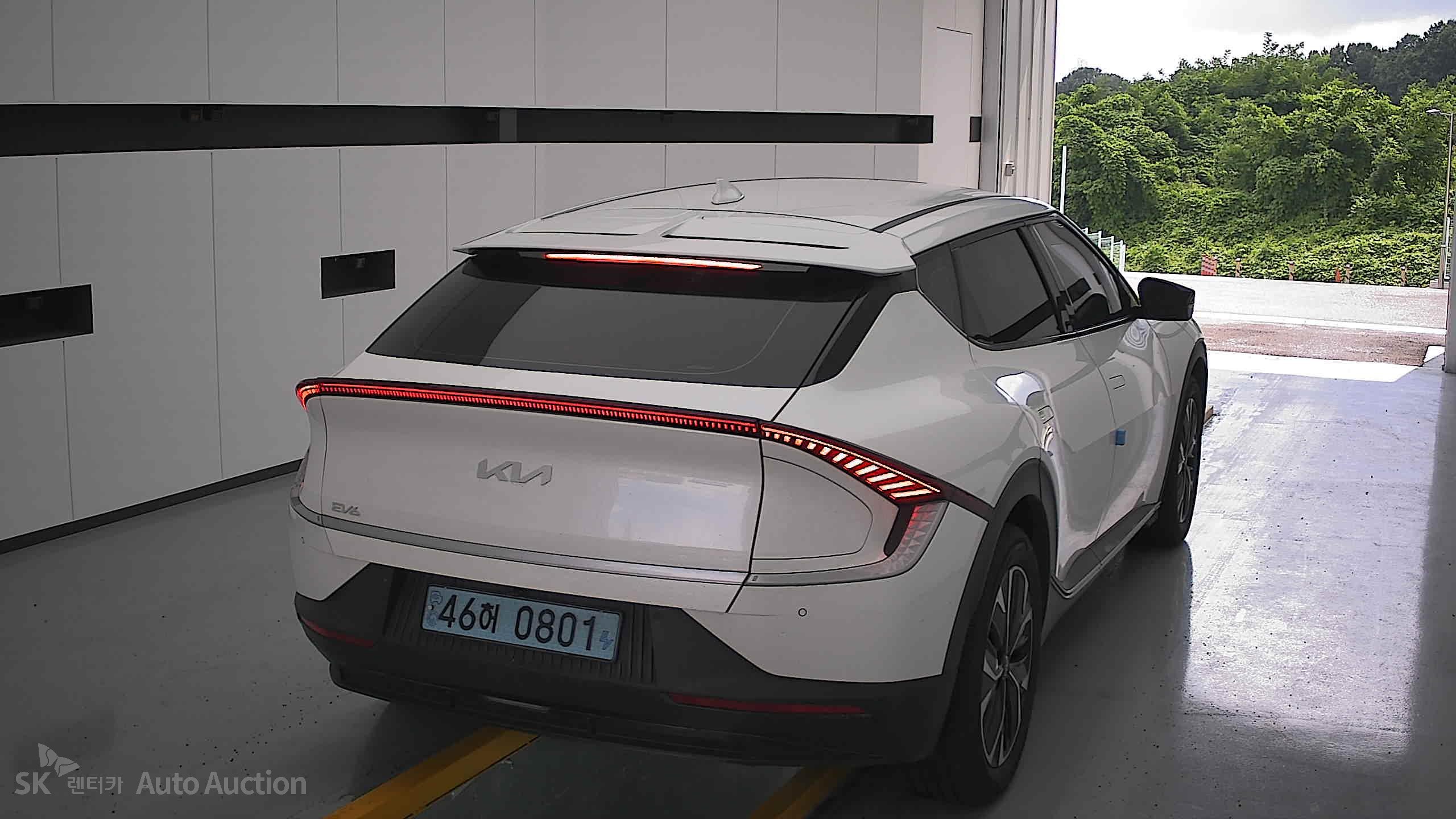 2022 - kia ev6