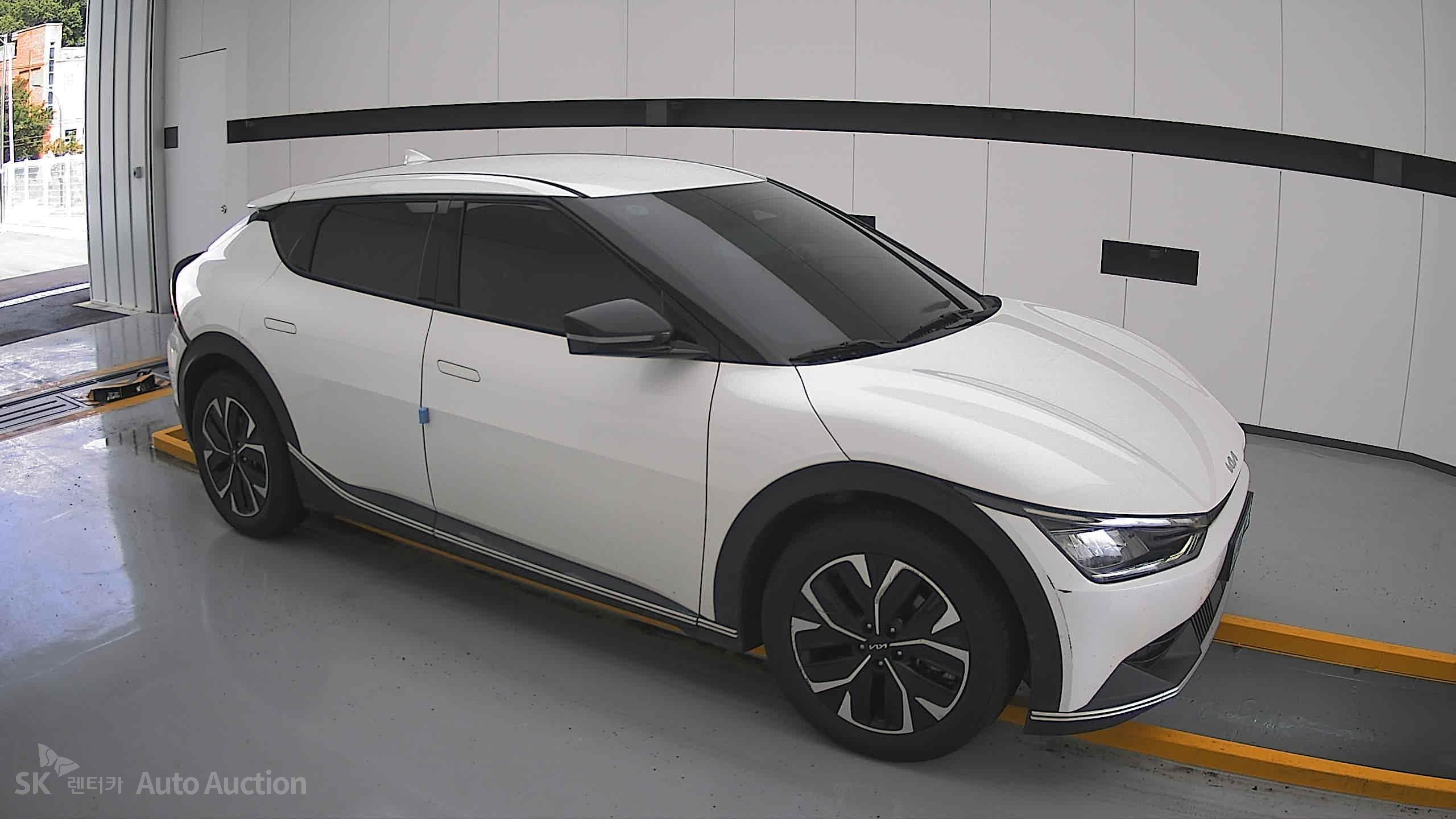 2022 - kia ev6