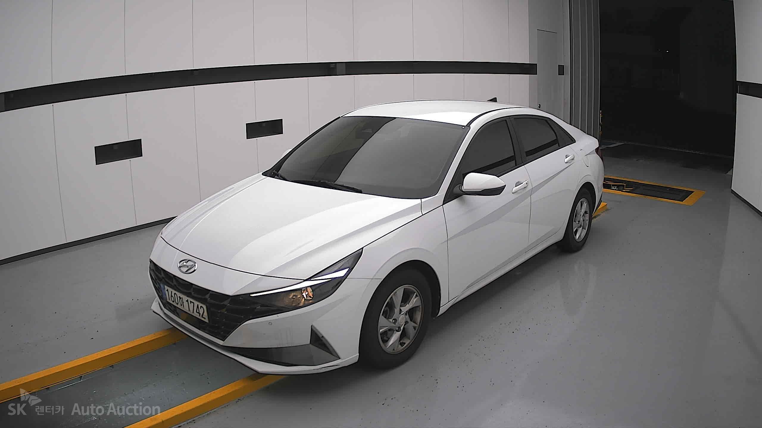 2021 - hyundai avante