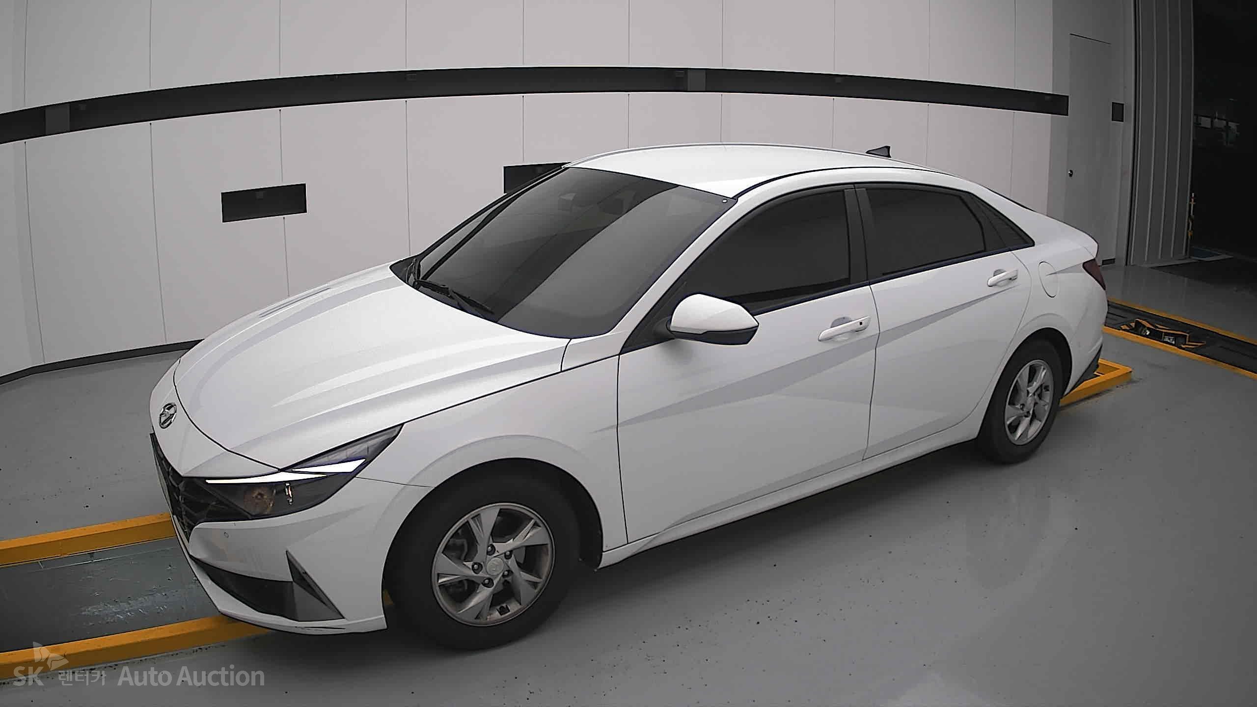 2021 - hyundai avante