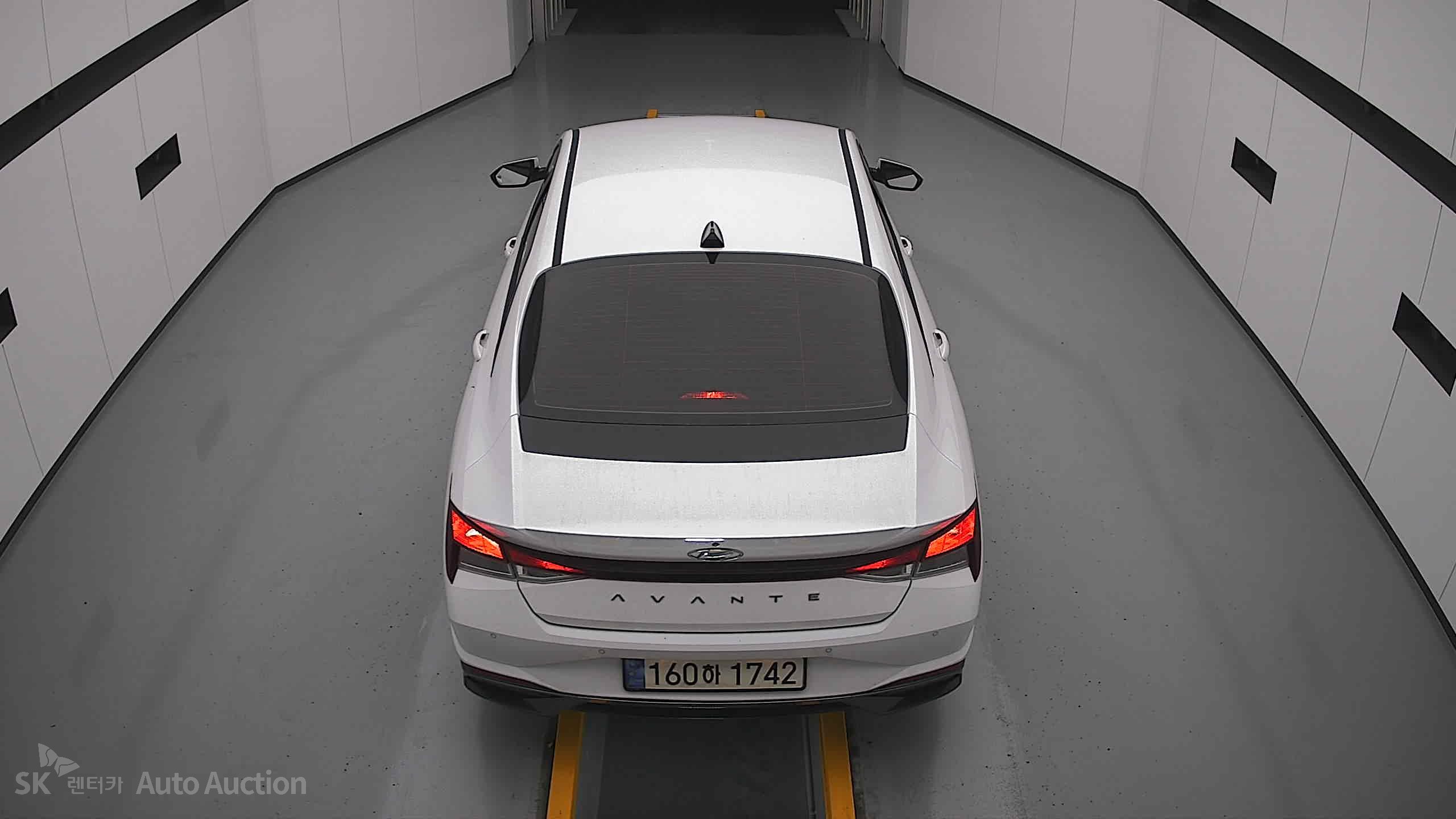 2021 - hyundai avante