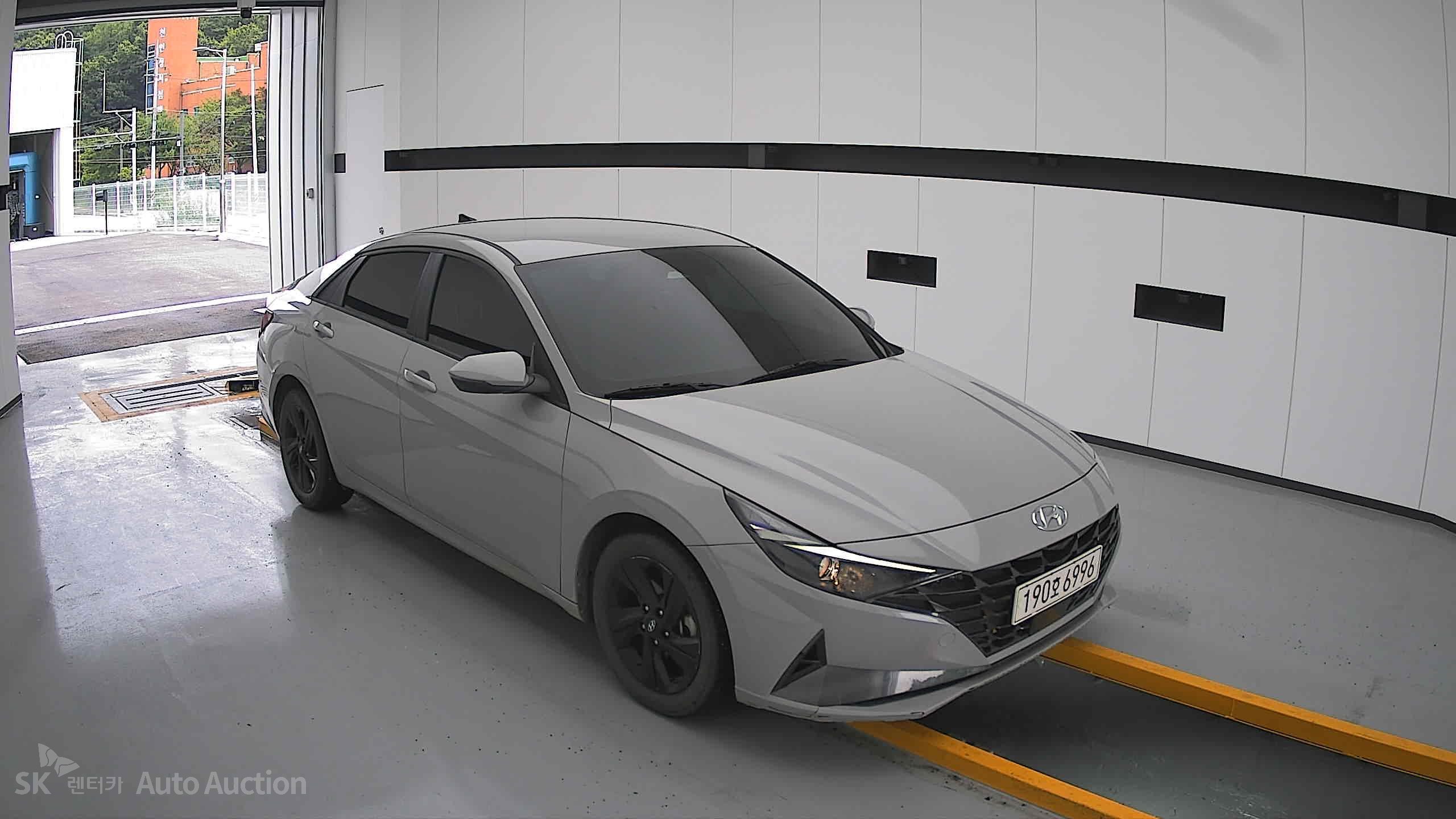2023 - hyundai avante