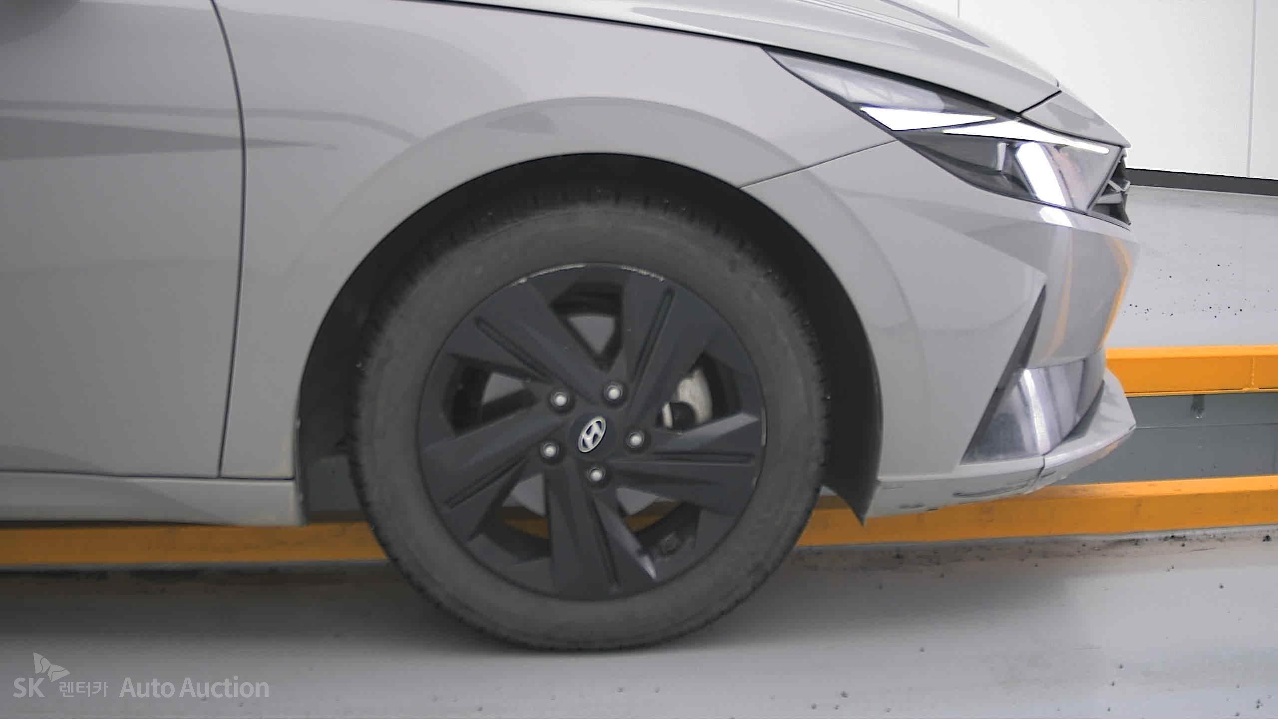 2023 - hyundai avante