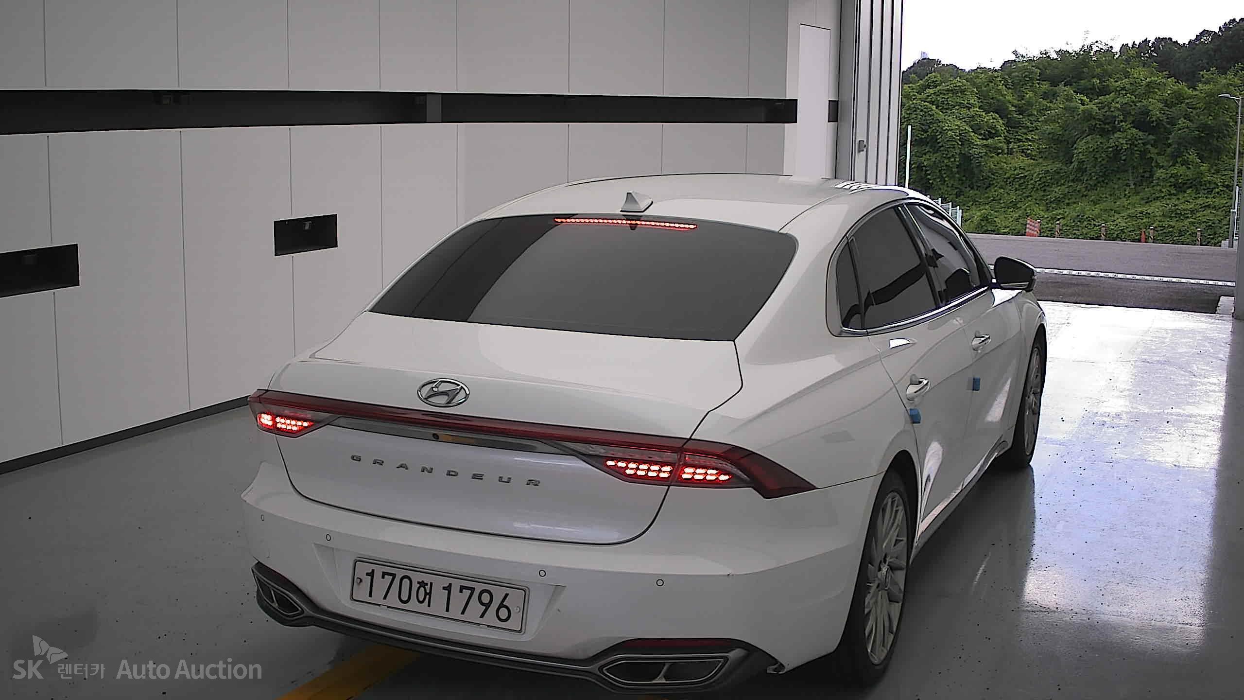 2021 - hyundai grandeur