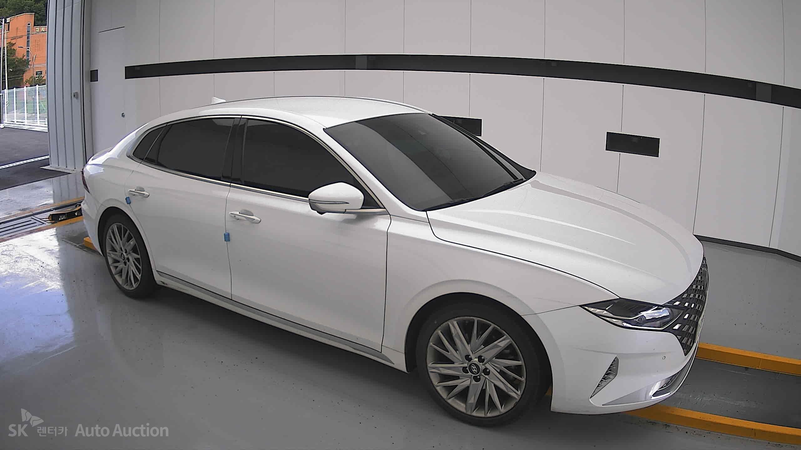 2021 - hyundai grandeur