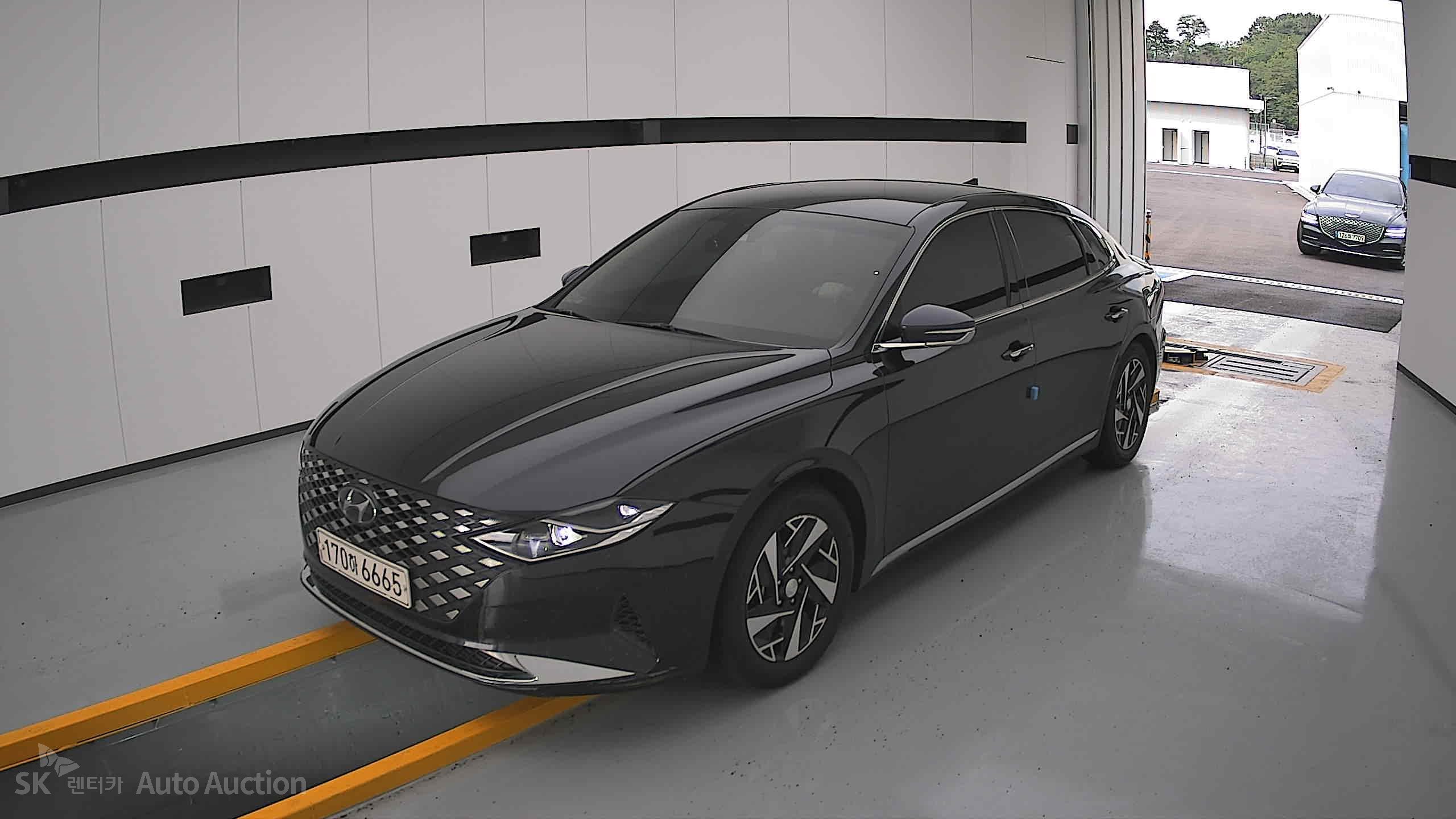 2021 - hyundai grandeur