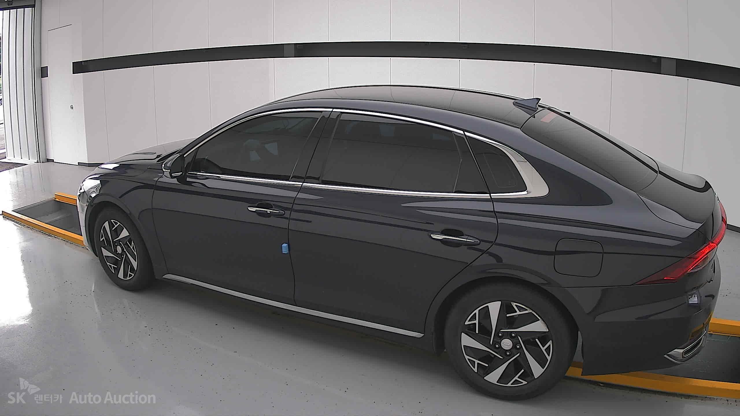 2021 - hyundai grandeur