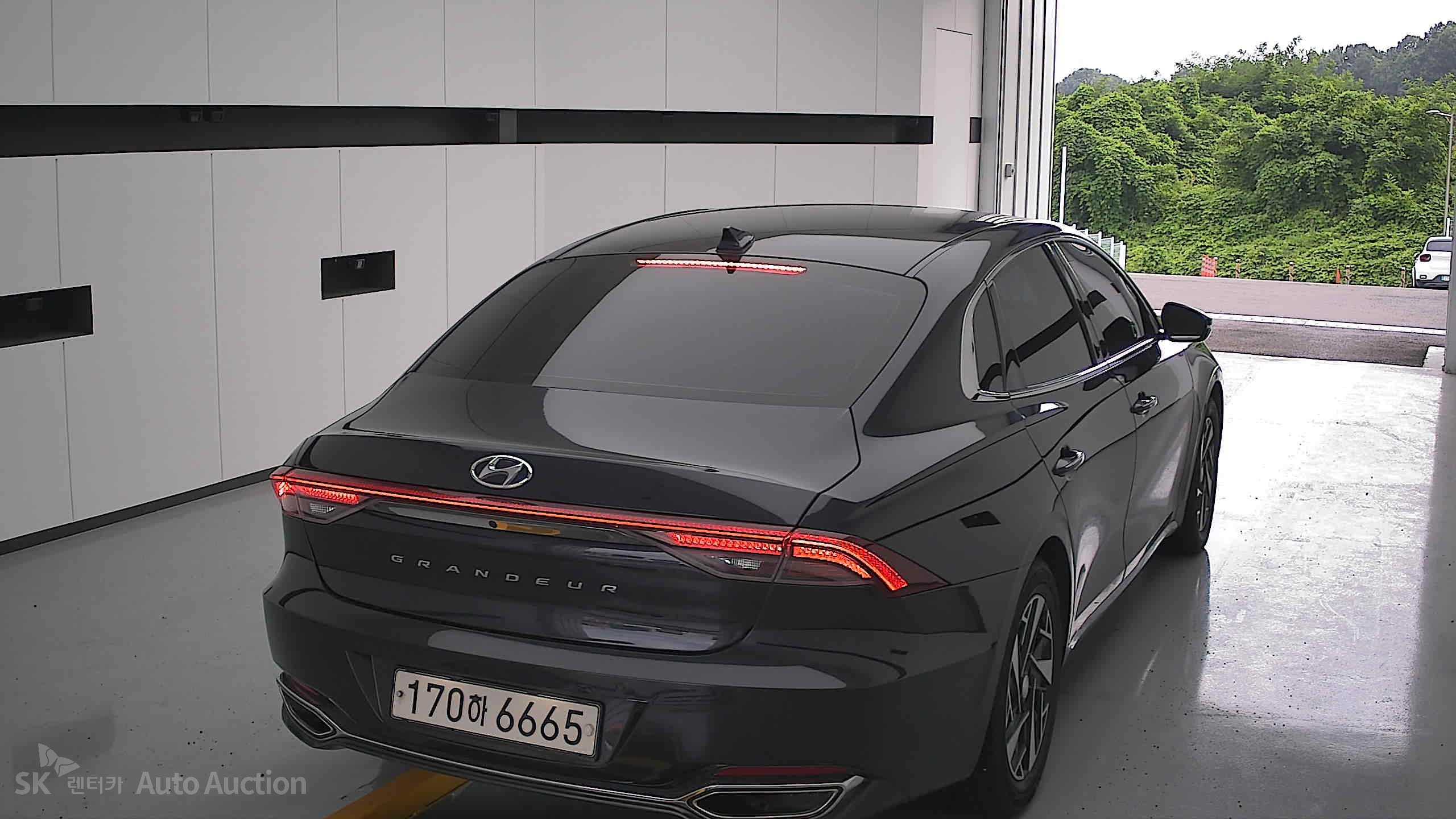 2021 - hyundai grandeur
