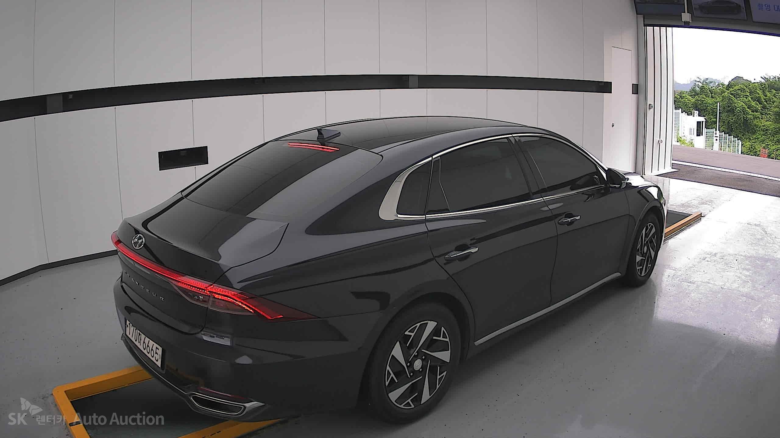 2021 - hyundai grandeur