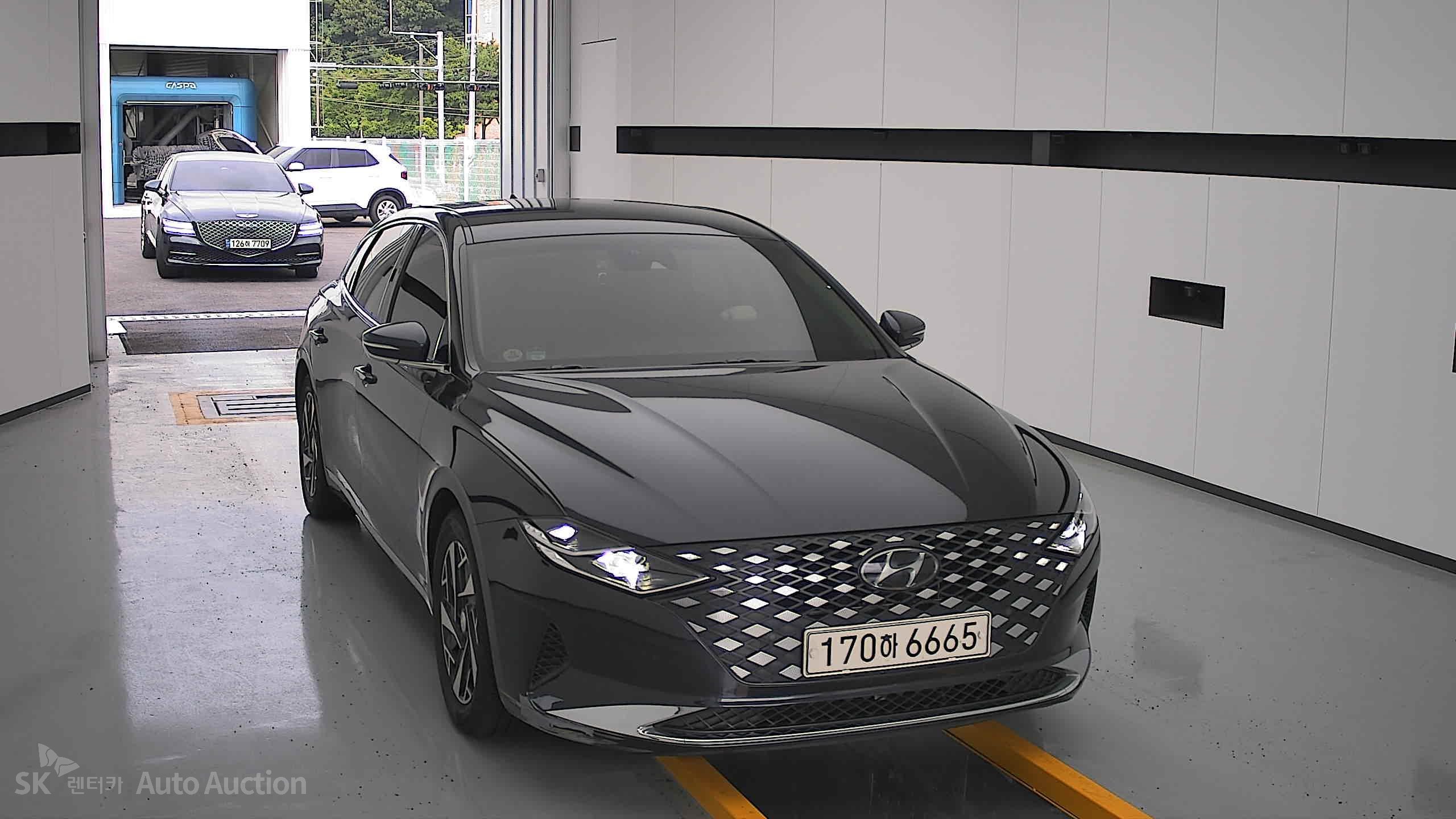 2021 - hyundai grandeur