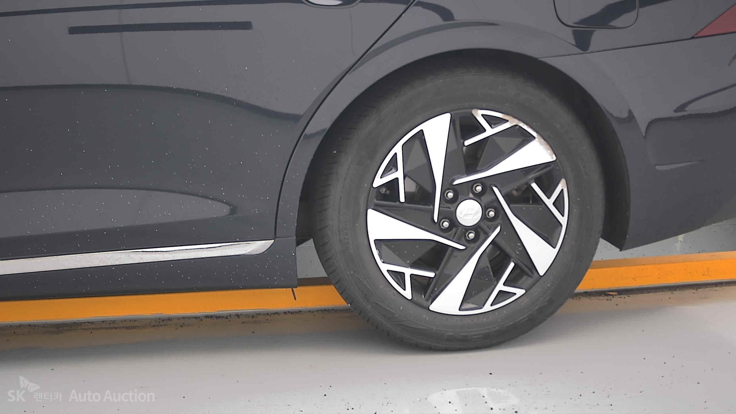 2021 - hyundai grandeur
