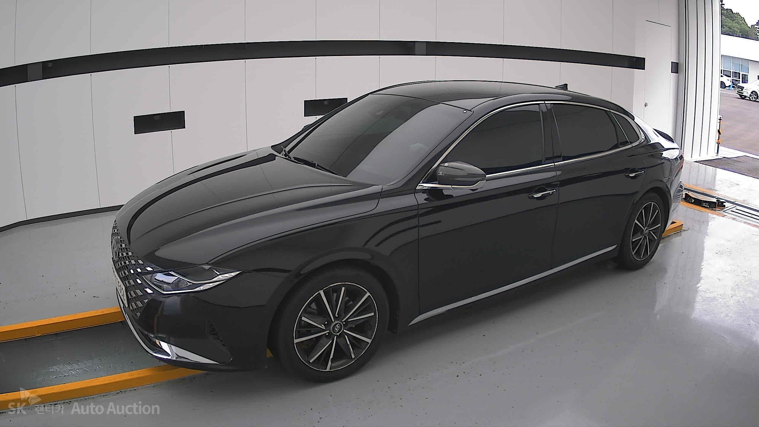 2022 - hyundai grandeur