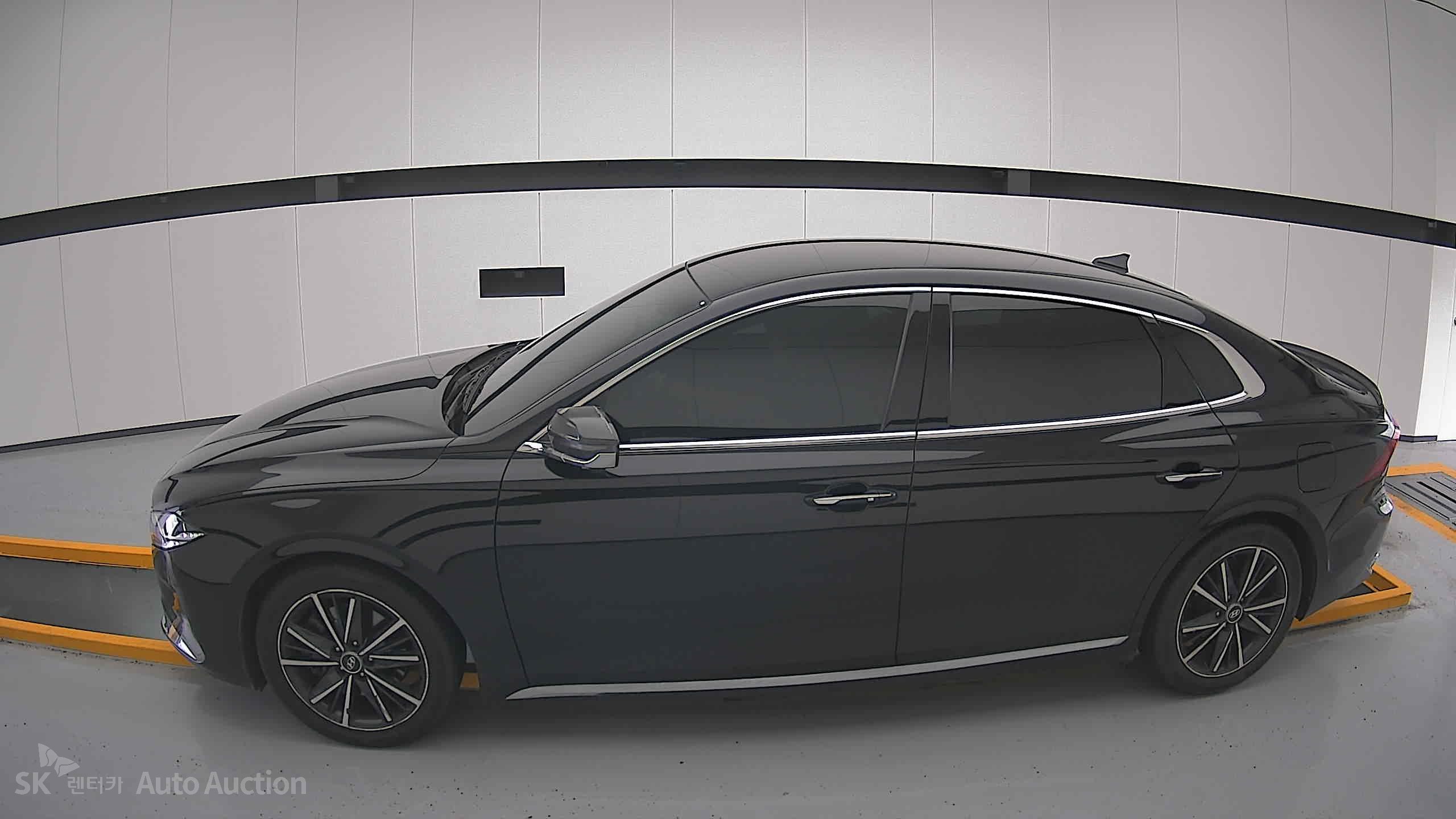 2022 - hyundai grandeur
