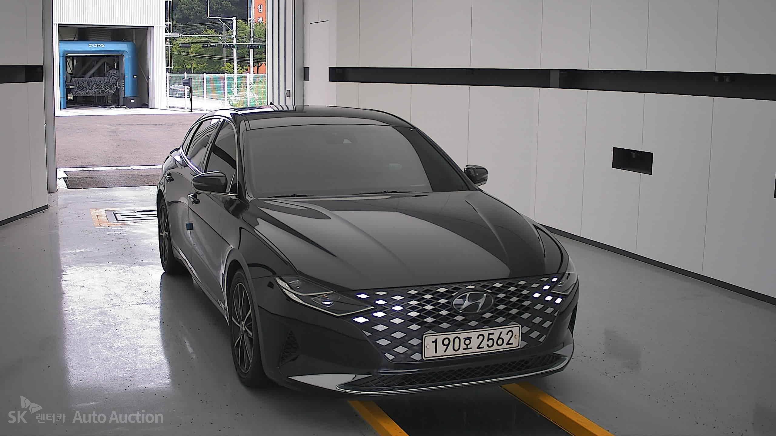 2022 - hyundai grandeur