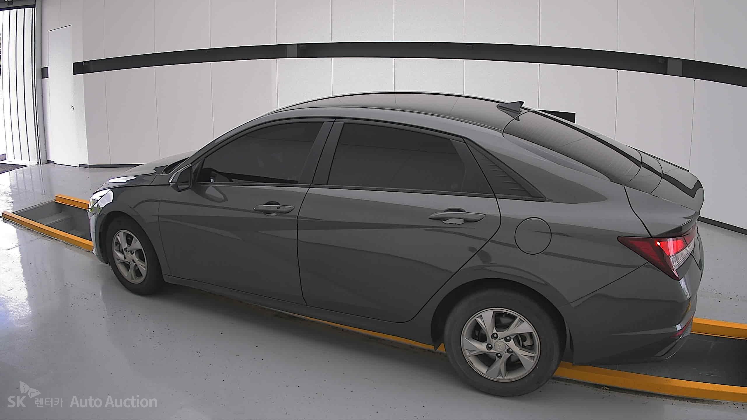 2021 - hyundai avante
