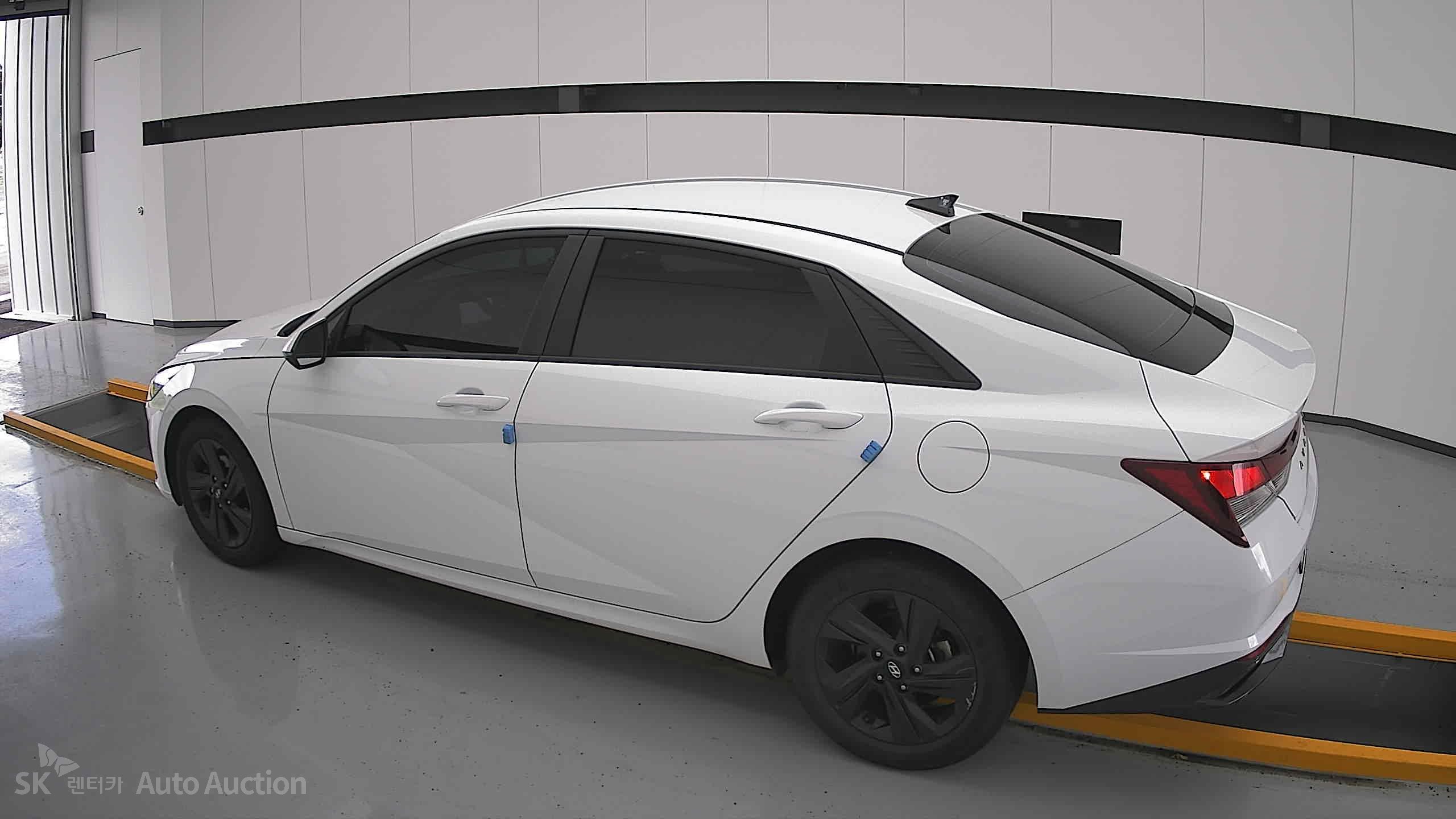 2023 - hyundai avante
