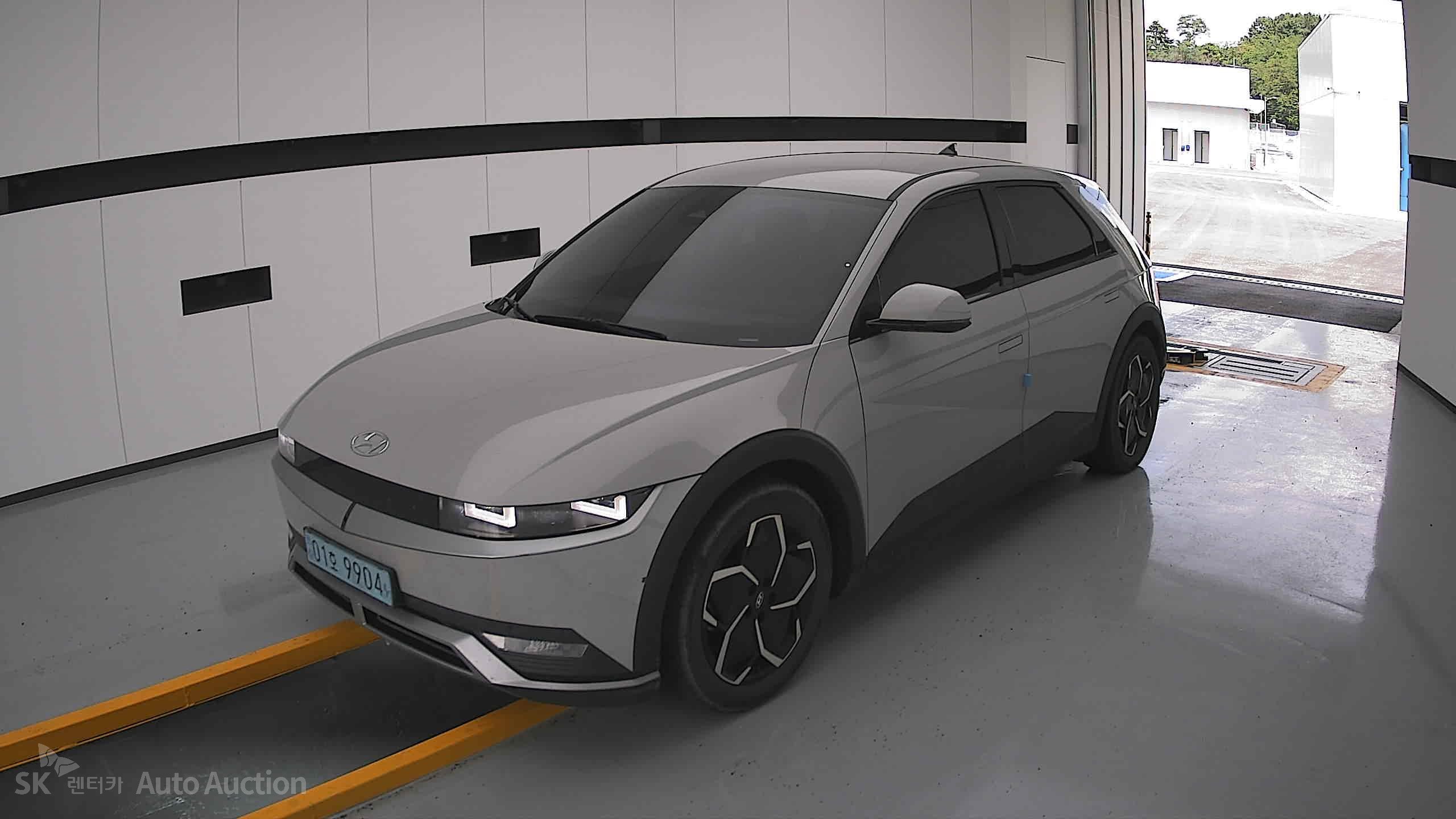 2022 - hyundai ioniq