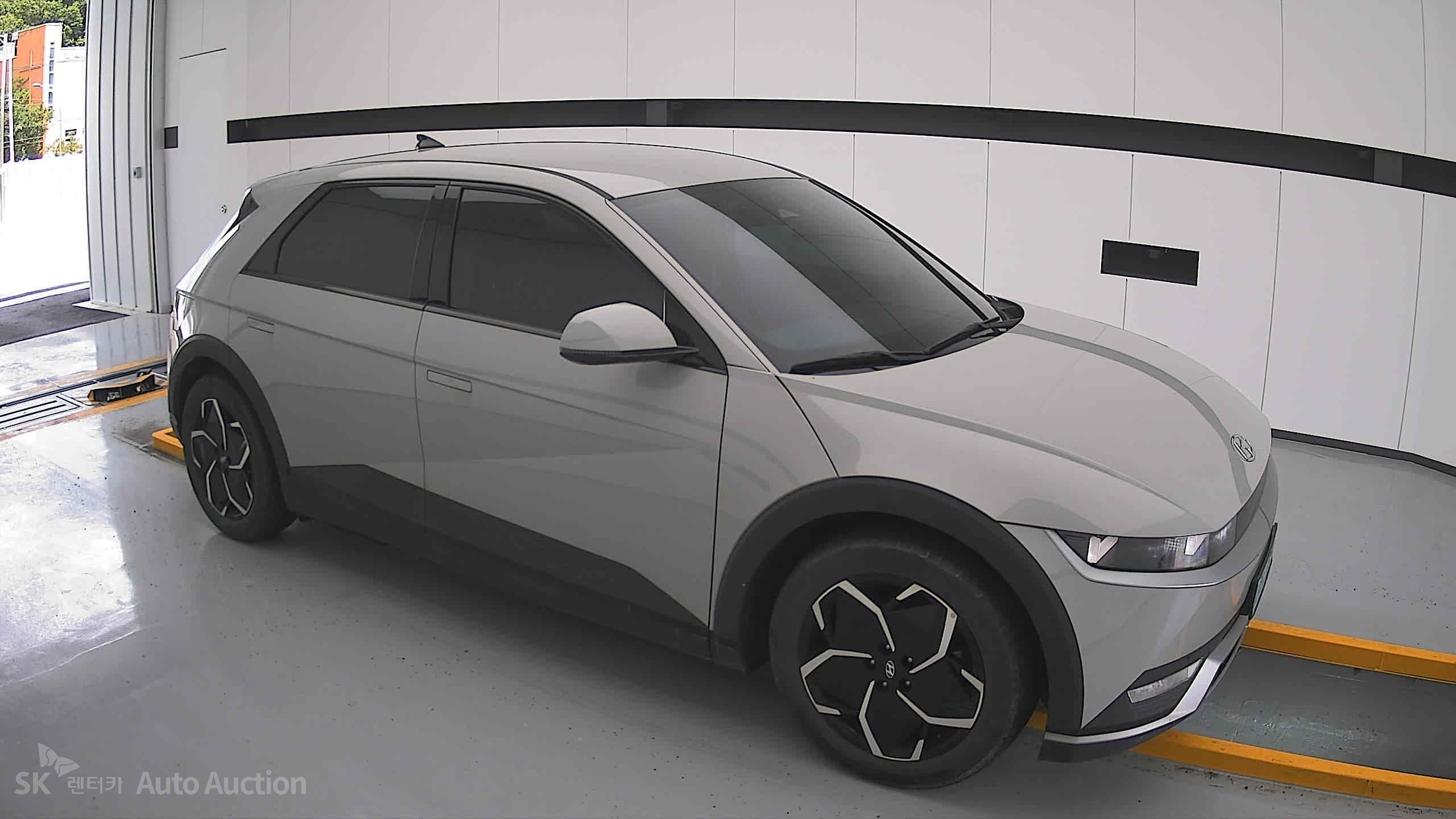 2022 - hyundai ioniq