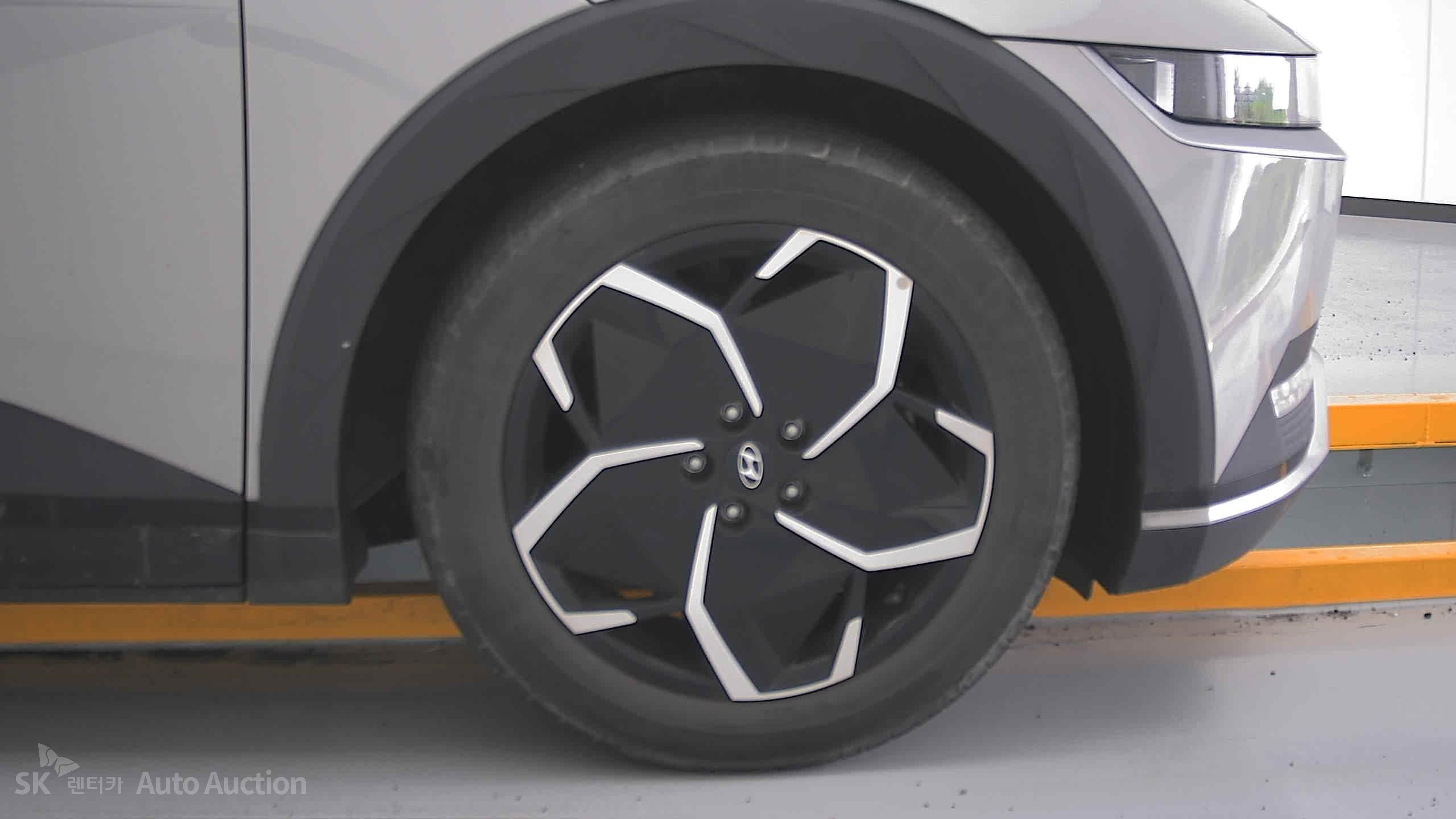 2022 - hyundai ioniq